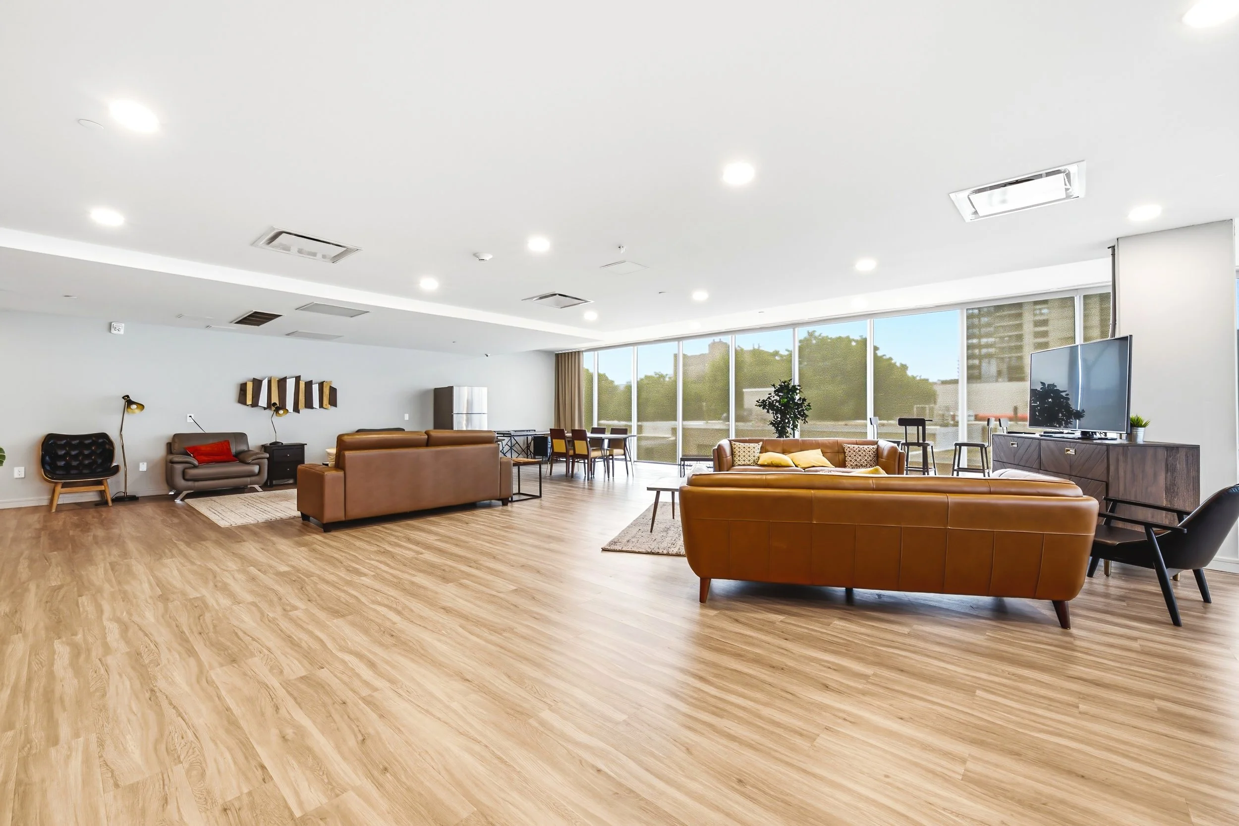 12 - Amenities Walnut Place.jpg