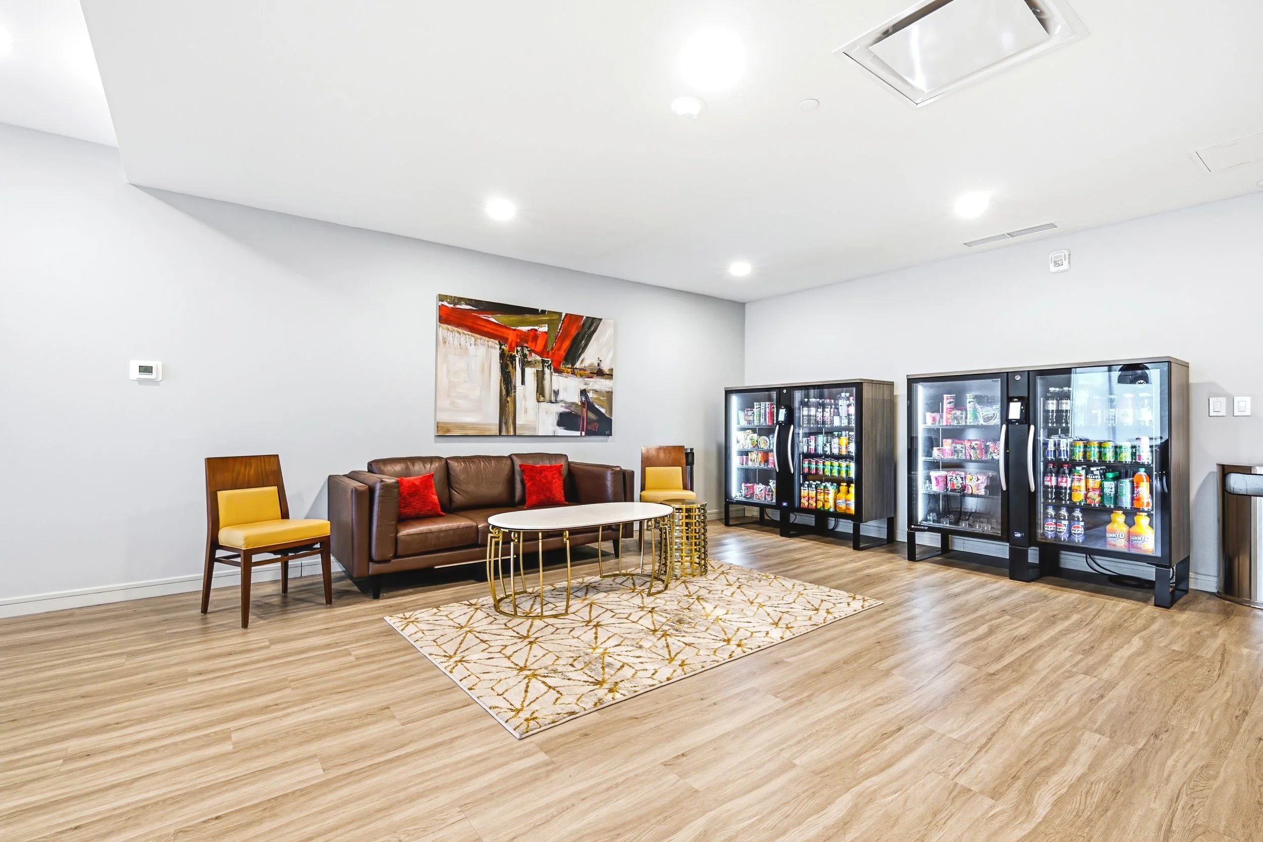 20 - Amenities Walnut Place.jpg