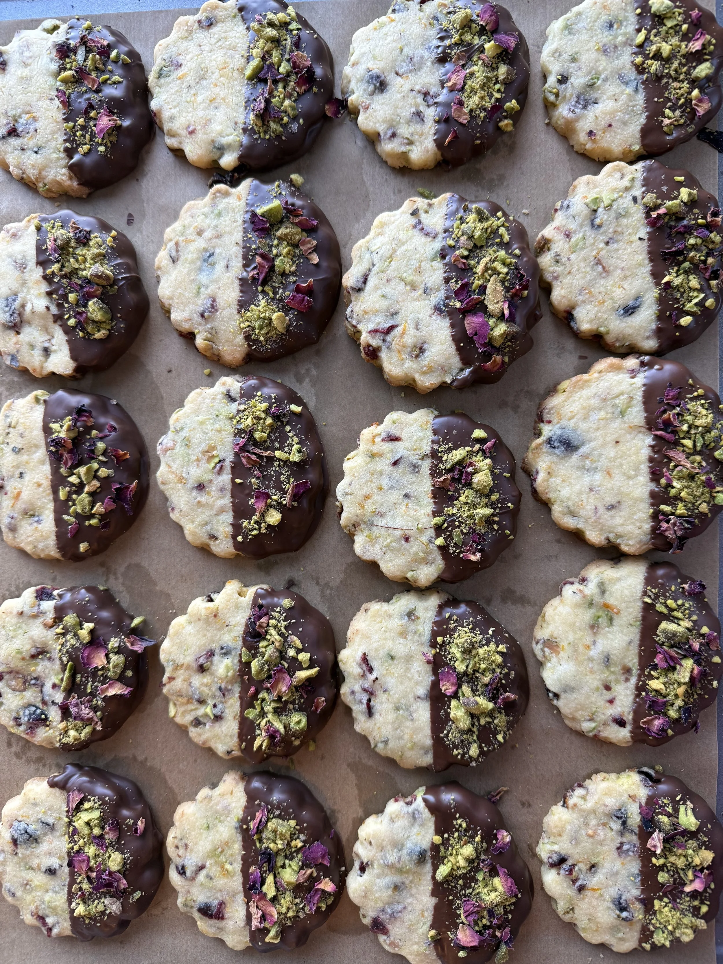 Cranberry Pistachio Shortbread Cookies