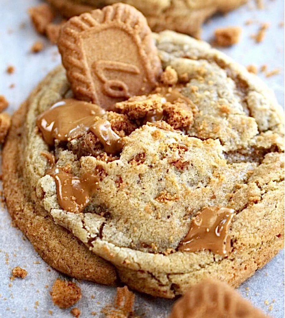 Biscoff Speculoos Chocolate Chip Cookies