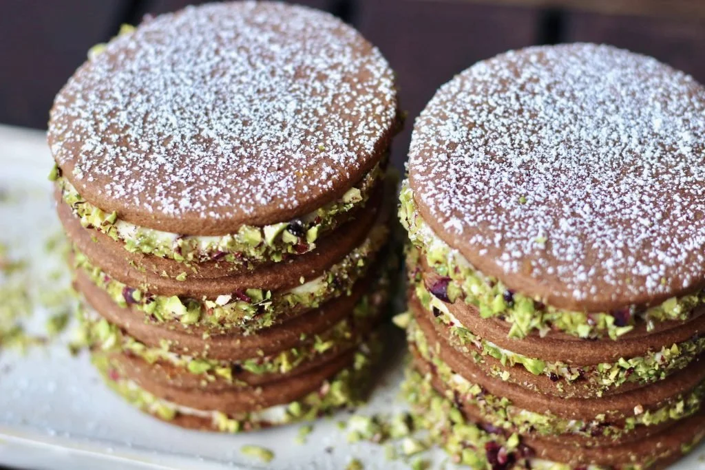 pistachio sandwich sable.jpeg