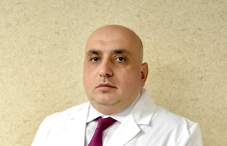 Dr. Ali Cadili