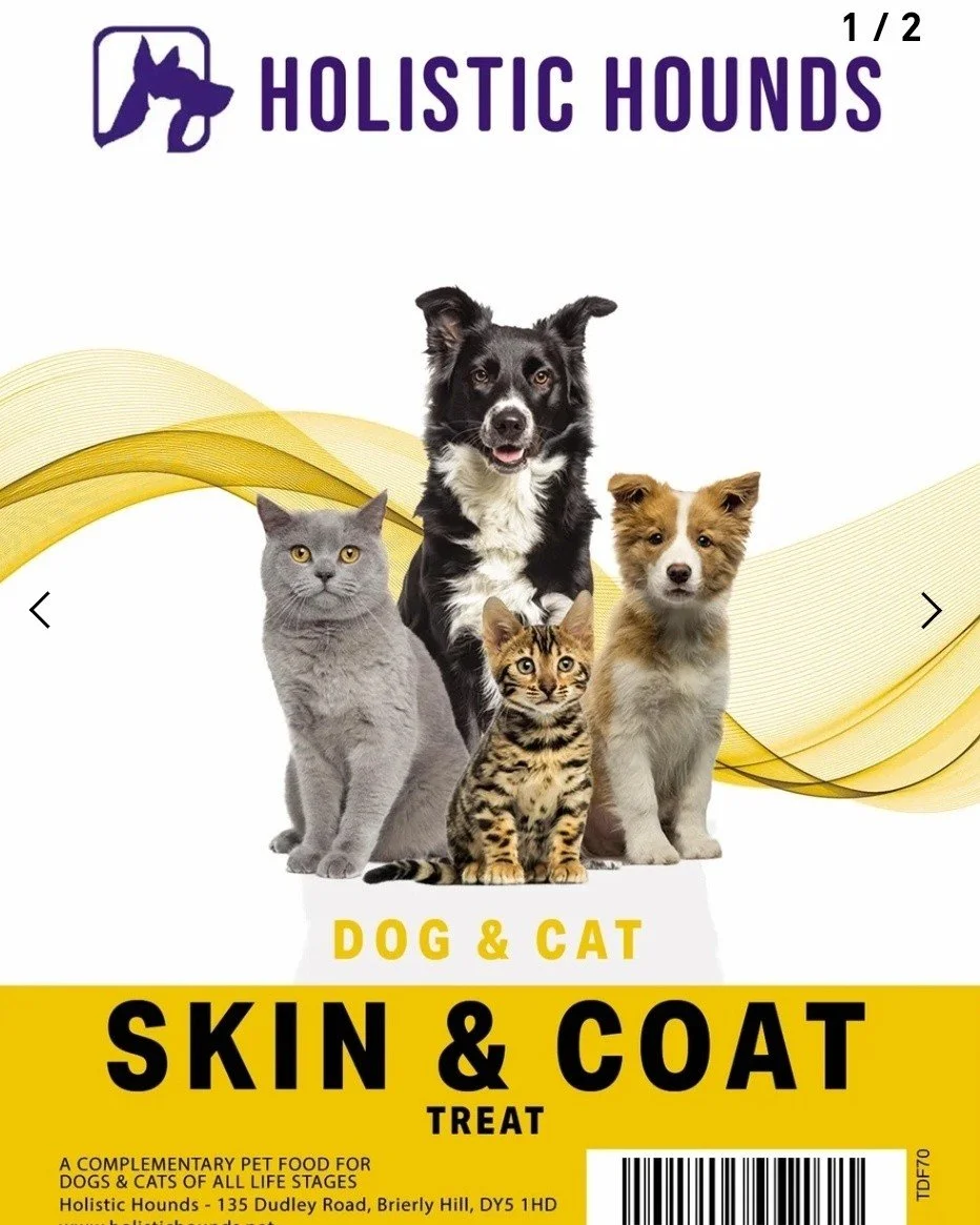 ✨ Support healthy skin and a glossy coat &ndash; naturally! ✨

If your dog or cat suffers from dry skin, dull fur or seasonal itching, our Skin &amp; Coat Treats are a tasty way to provide extra nutritional support.

🐾 Suitable for dogs and cats 🐟 