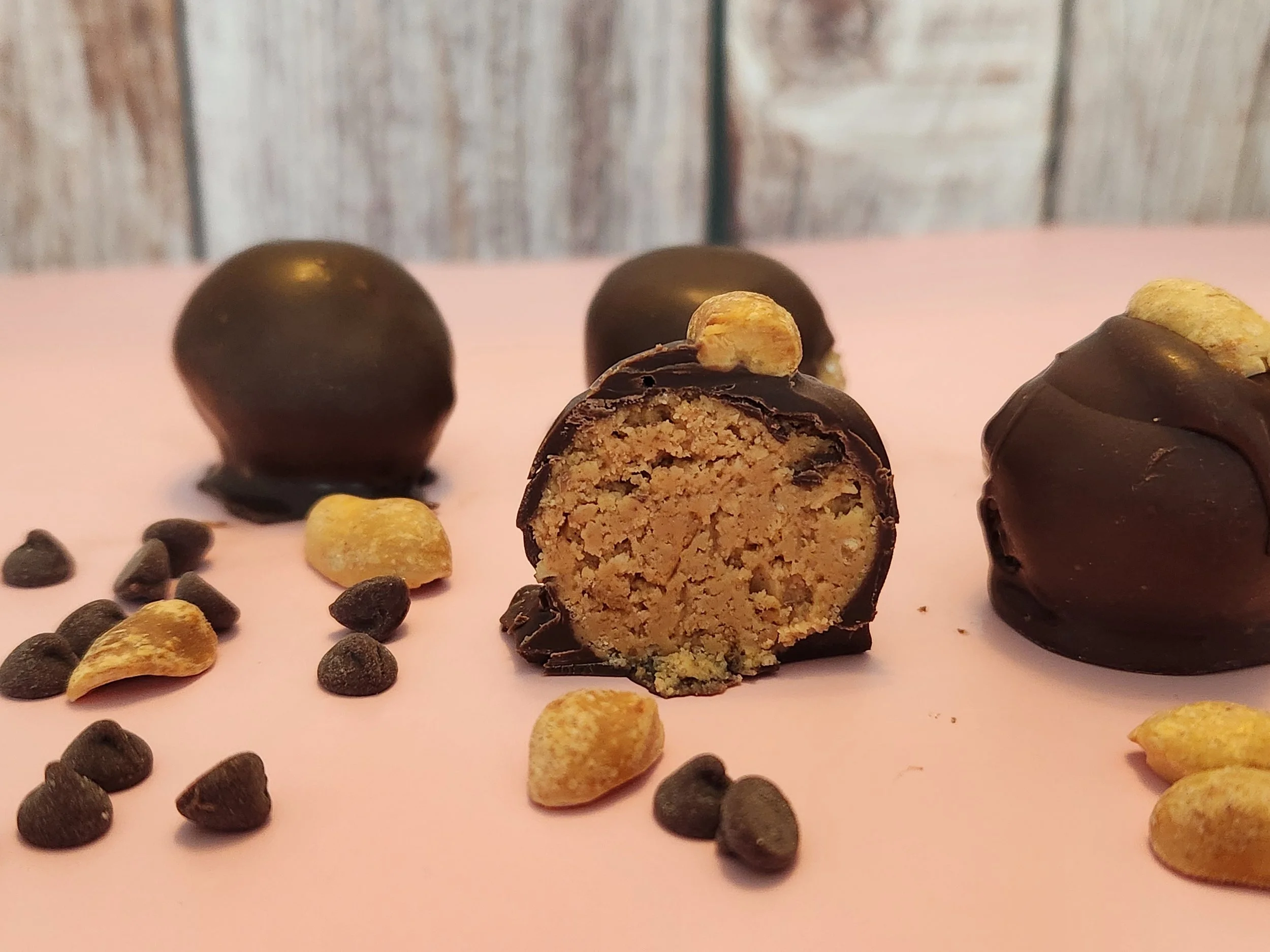 PB Crunch ball 4.jpg