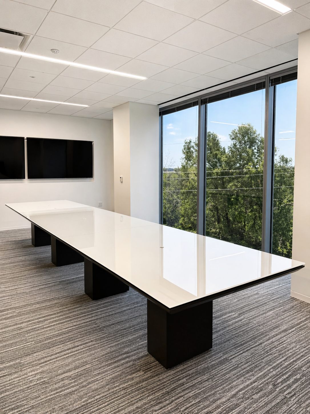 Polished Glass w Solid Wood Edge.png