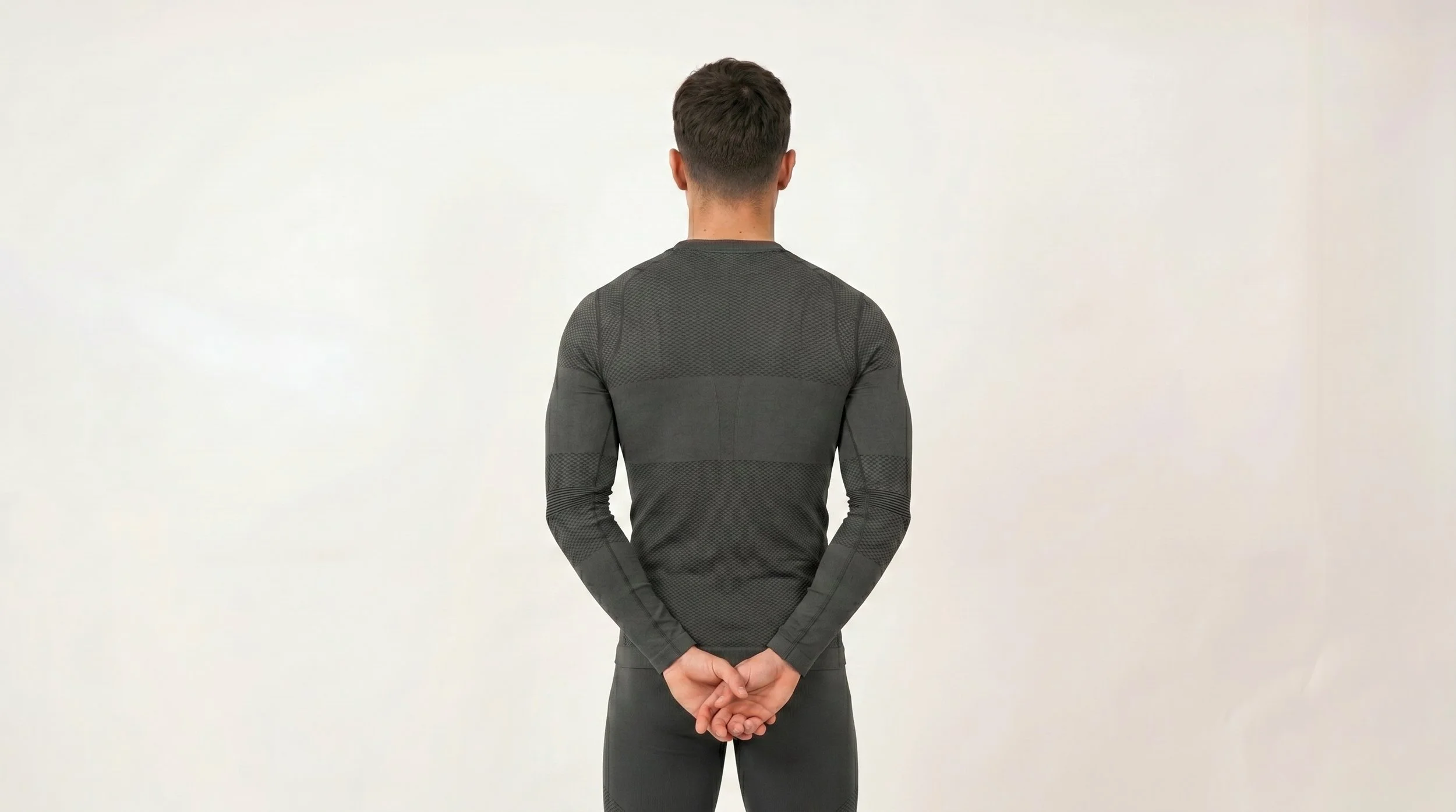 back_view_angle_2K_202606061934.jpeg