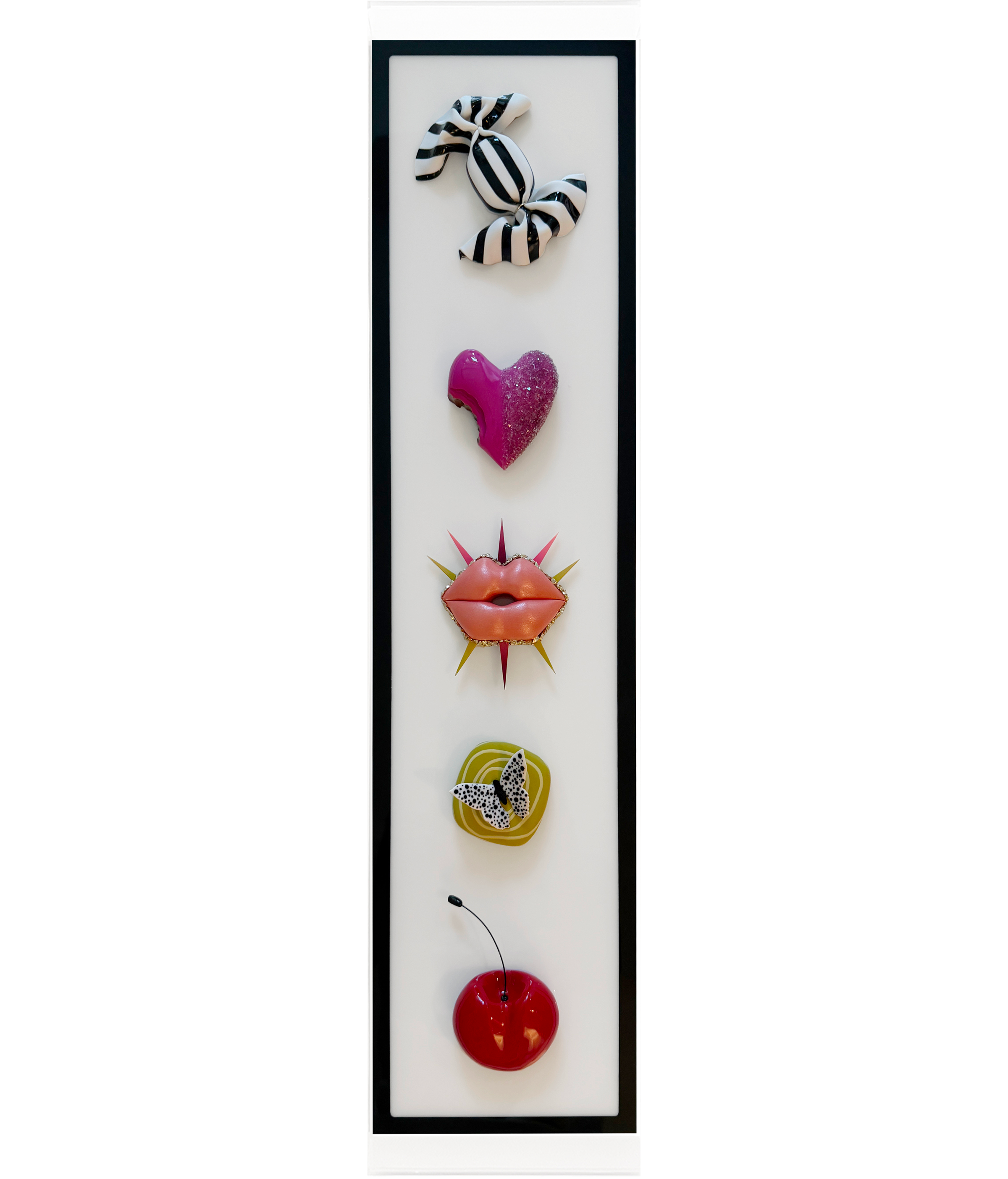 Totem Black Border - 4 sculptures