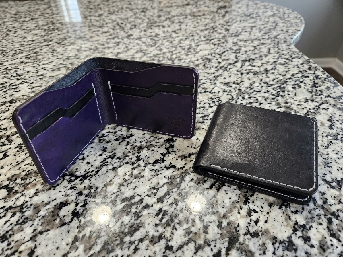 Bifold wallet