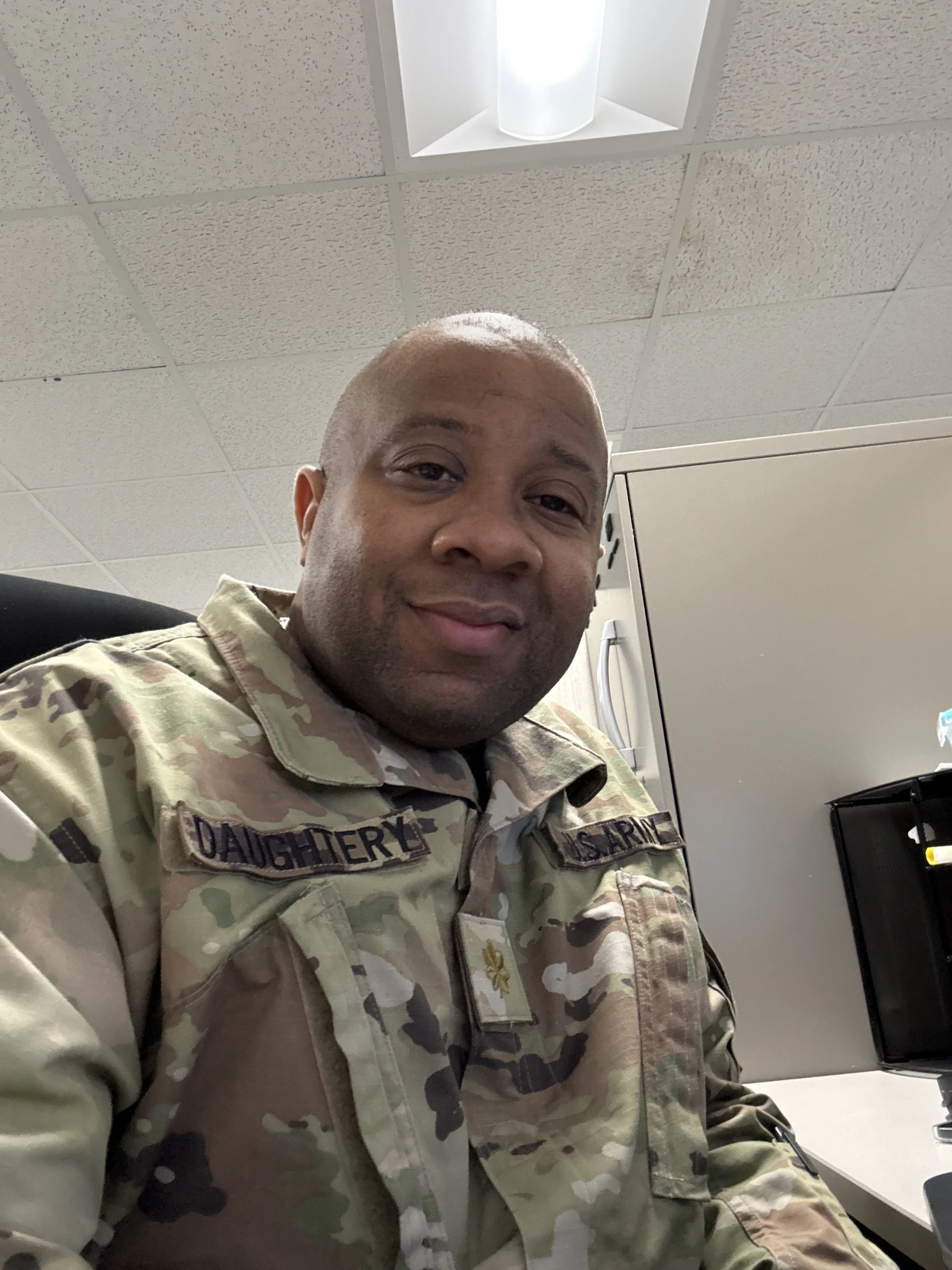Richard Daughtery, Army officer and leadership coach, providing military transition coaching, leadership development, and career strategy through Mindful Tactics.