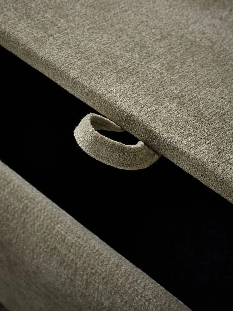 AY5860s3 (1).jpg