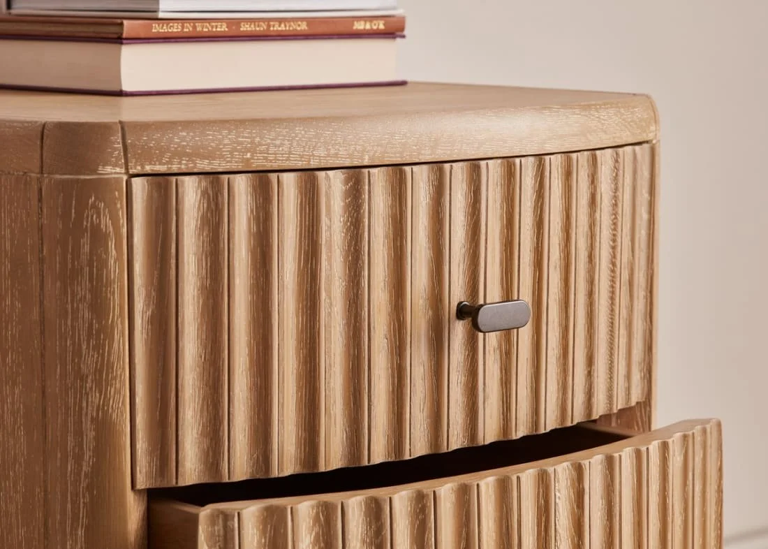 645042-heyday-side-table-03-385.jpg
