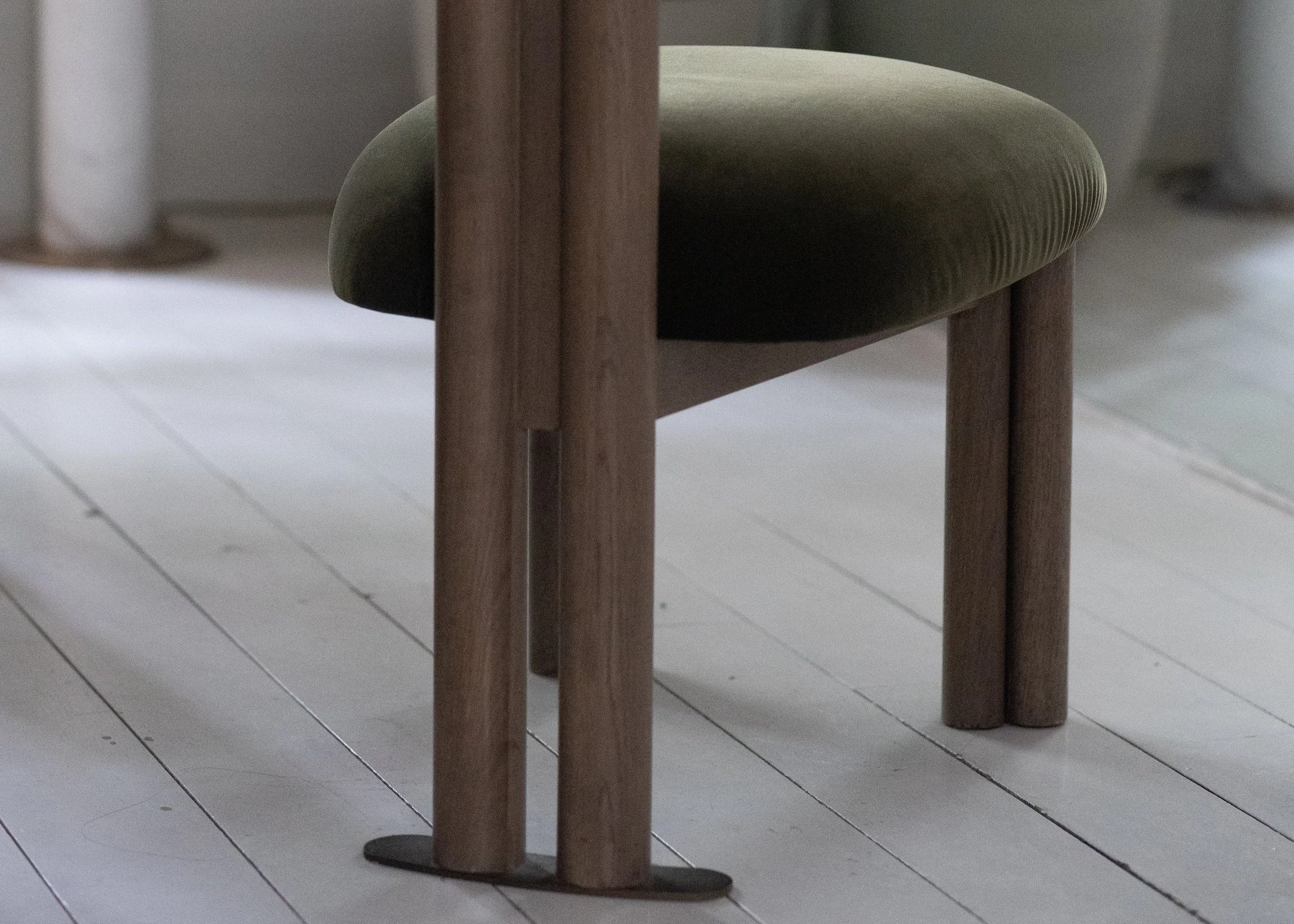 elephant_chair_green_velvet_-_Copy_of_DM_6.7.24_00065.jpg
