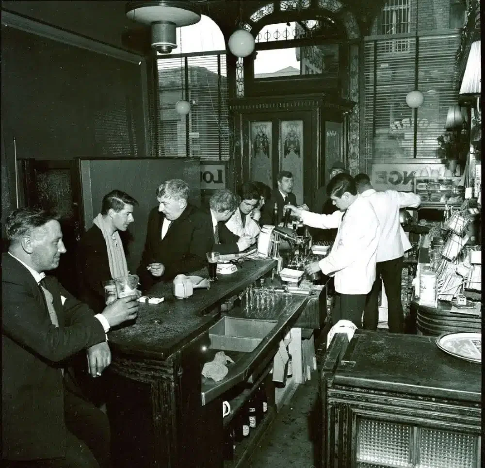 An Evening with the Dublin Literary Pub Crawl