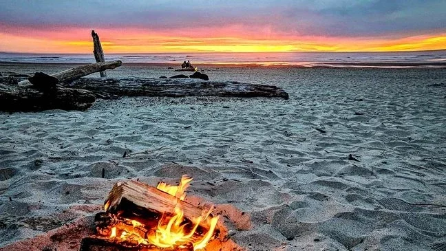 Art, Food and Coastal Charm: A one-tank getaway to the beaches of Lincoln City, Oregon