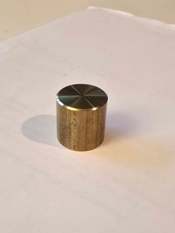 Round+brass+weight+2.jpg