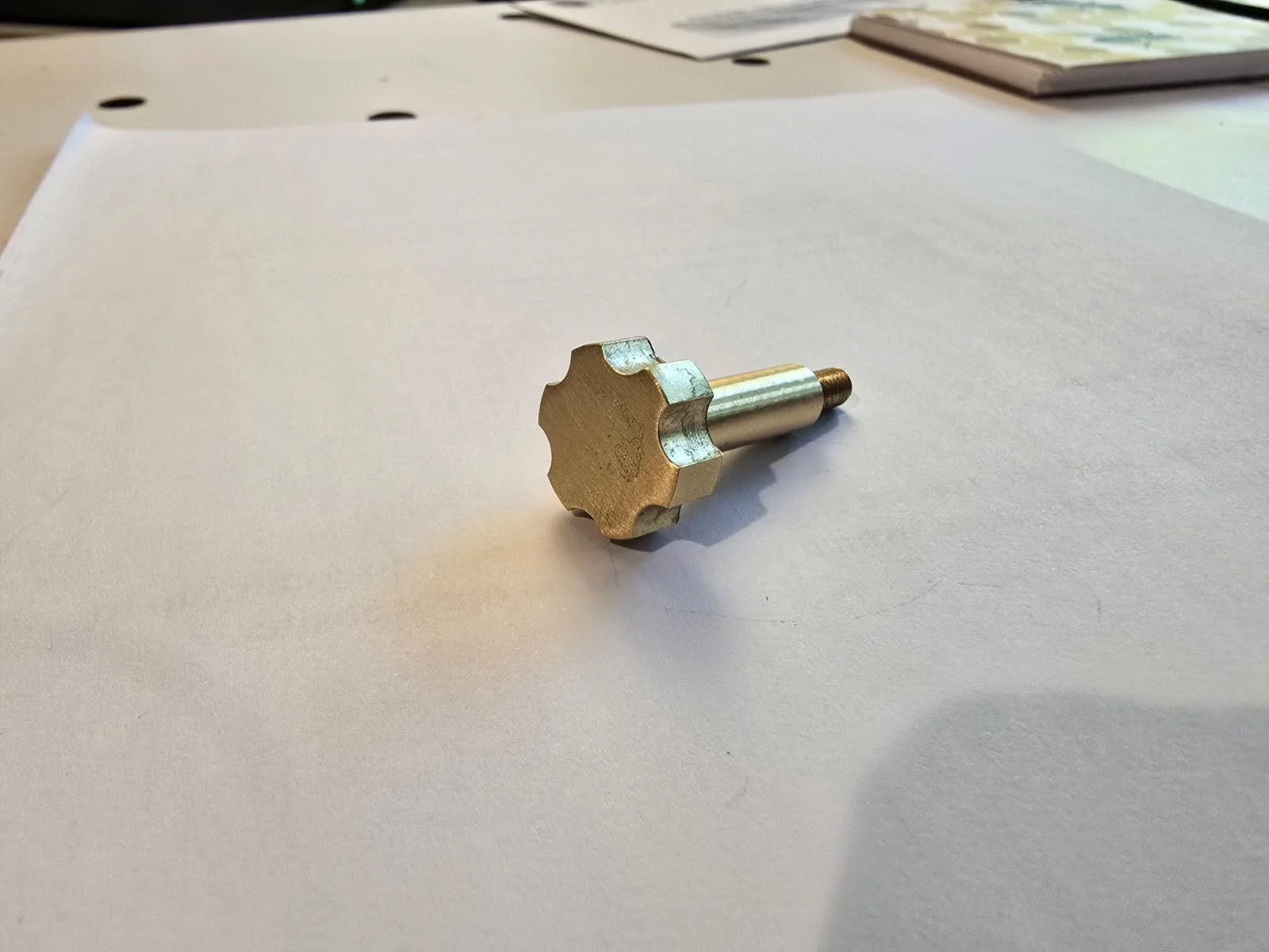 Tool-Free knob for Scharffix blades