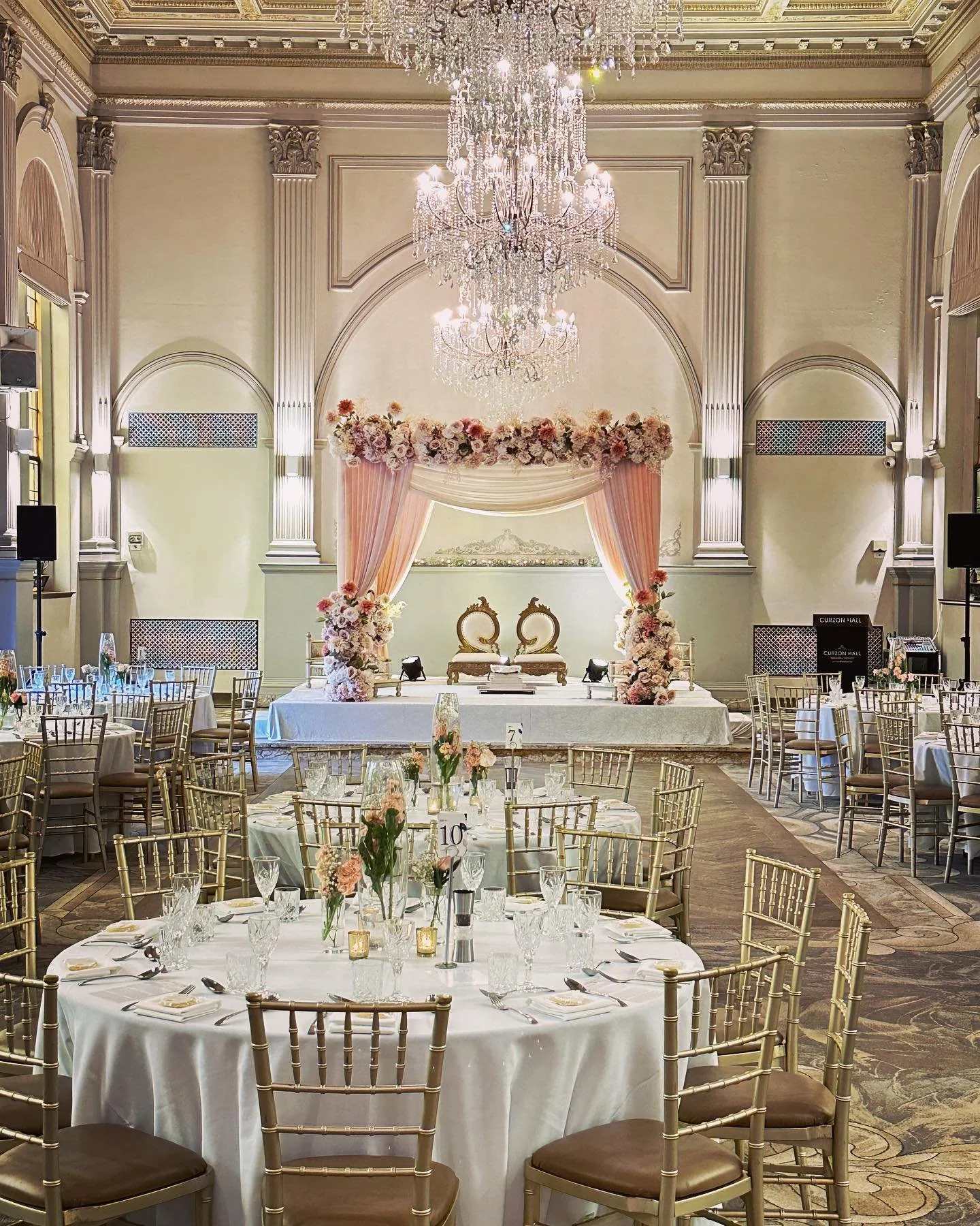 vip_decorating_1681787987_3083383575186974788_1055725838.jpg