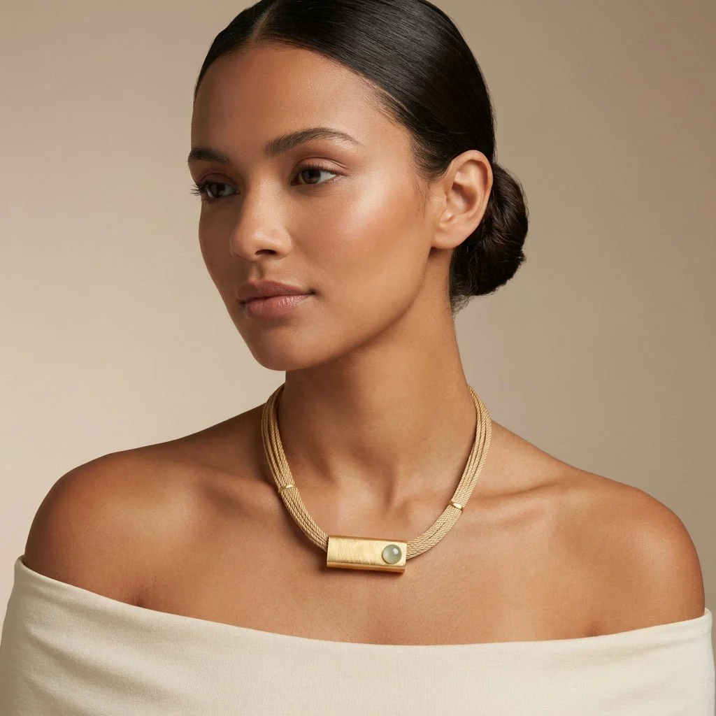 handcrafted-buriti-orvellia-necklace-with-natural-stones-and-18k-gold-8677081.jpg