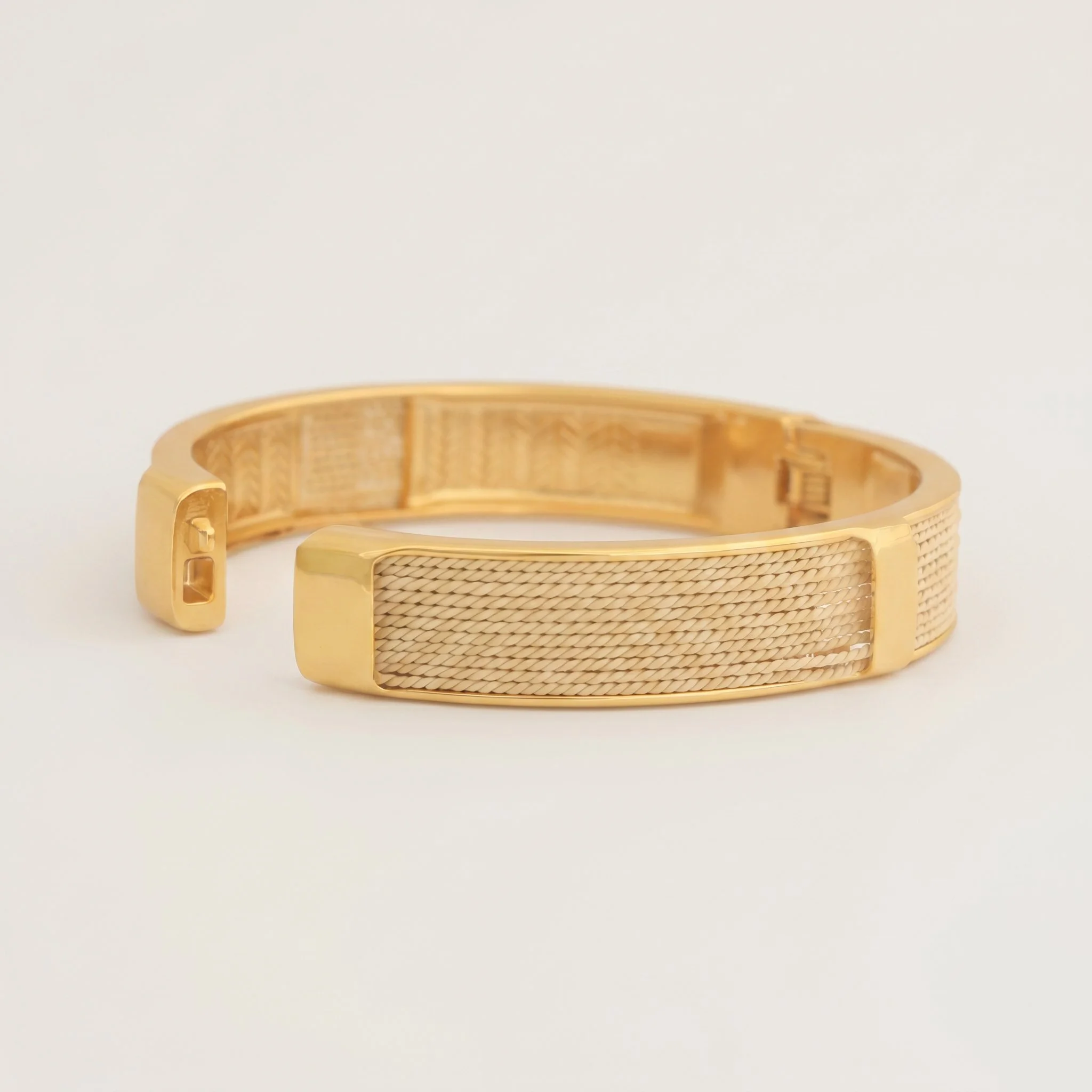 Buriti Aveline Statement Bracelet | Exotic Vegan Silk