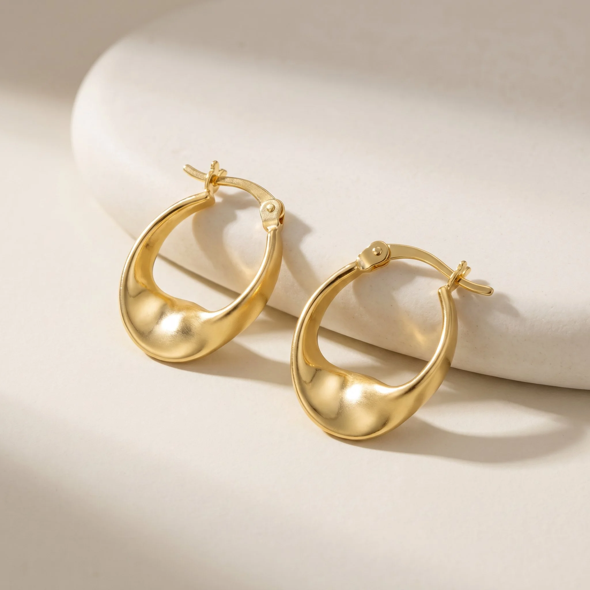 Sterling silver twisted half hoop earring (Gold plated) Purplee Store4.jpg