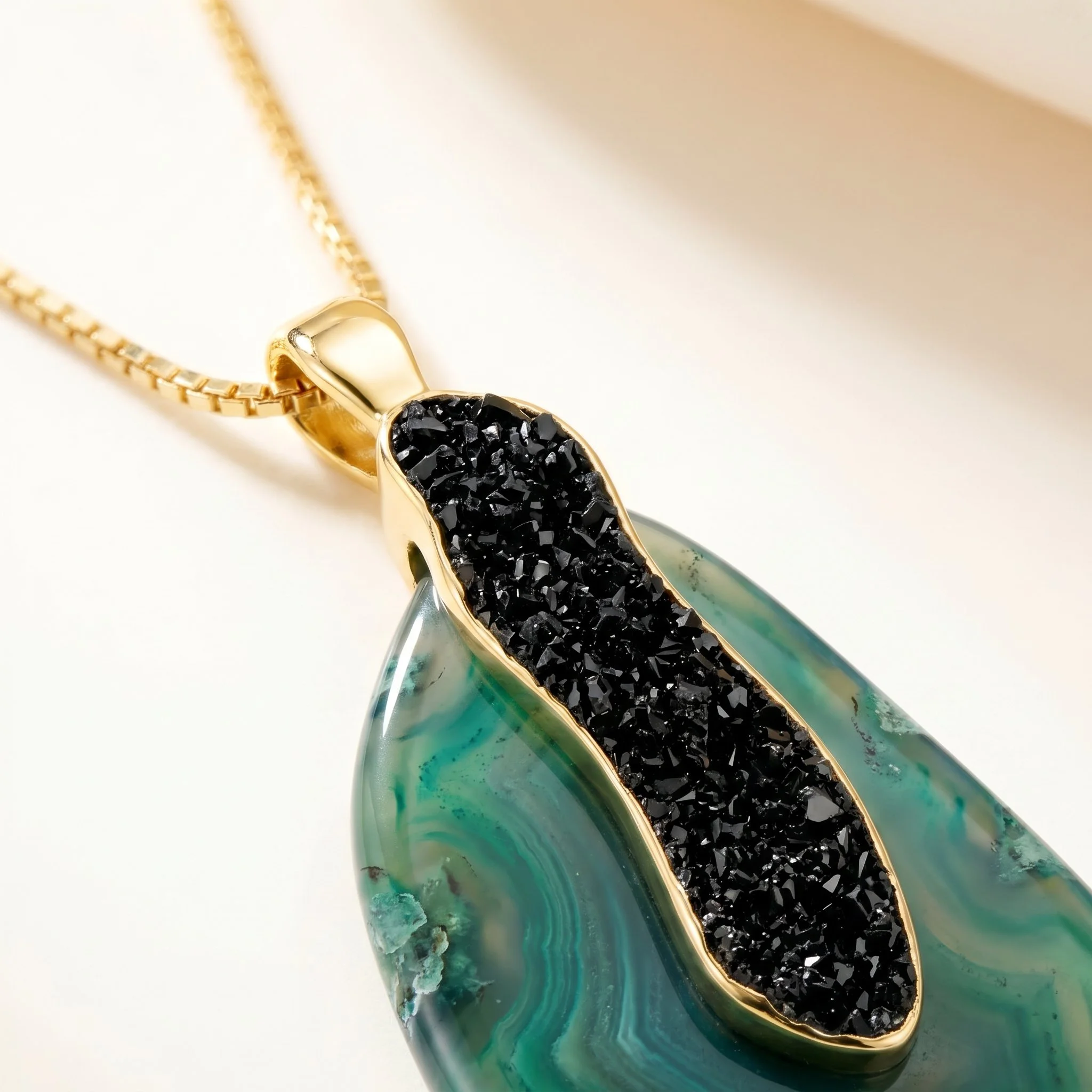 Earthly Opulence Emerald Gemstone Necklace-Purplee Store2.jpg