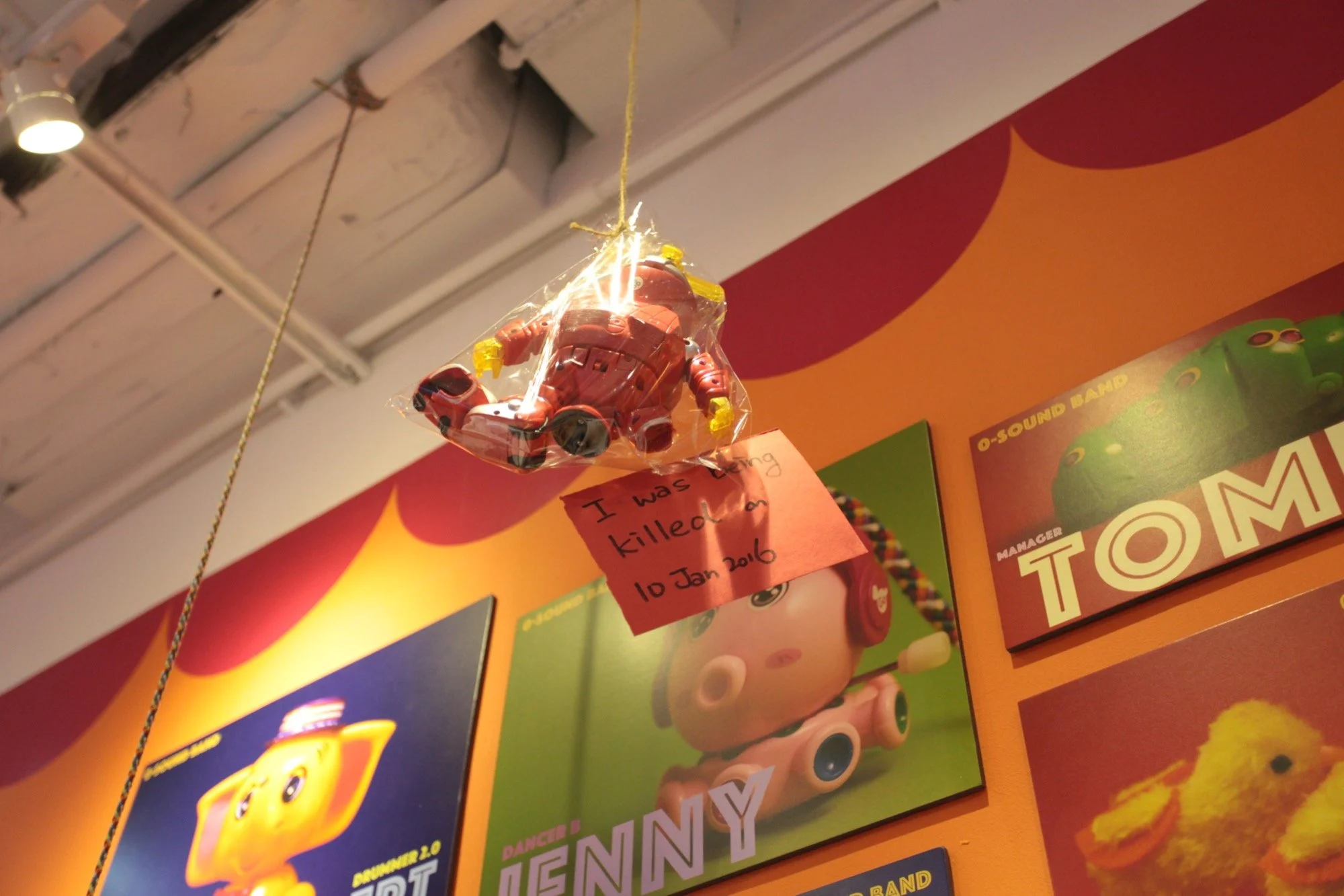 Toys Stop_2016-20-detail.JPG