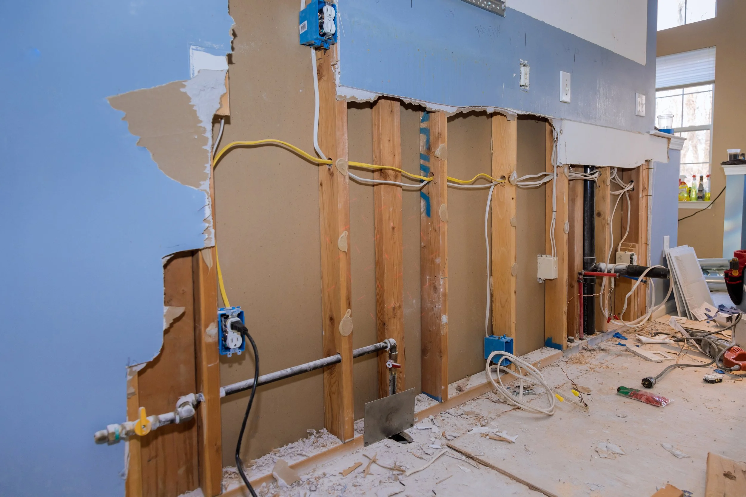 Dust free demolition and disposal is an important part of a home improvement project in the Kansas City metro area.