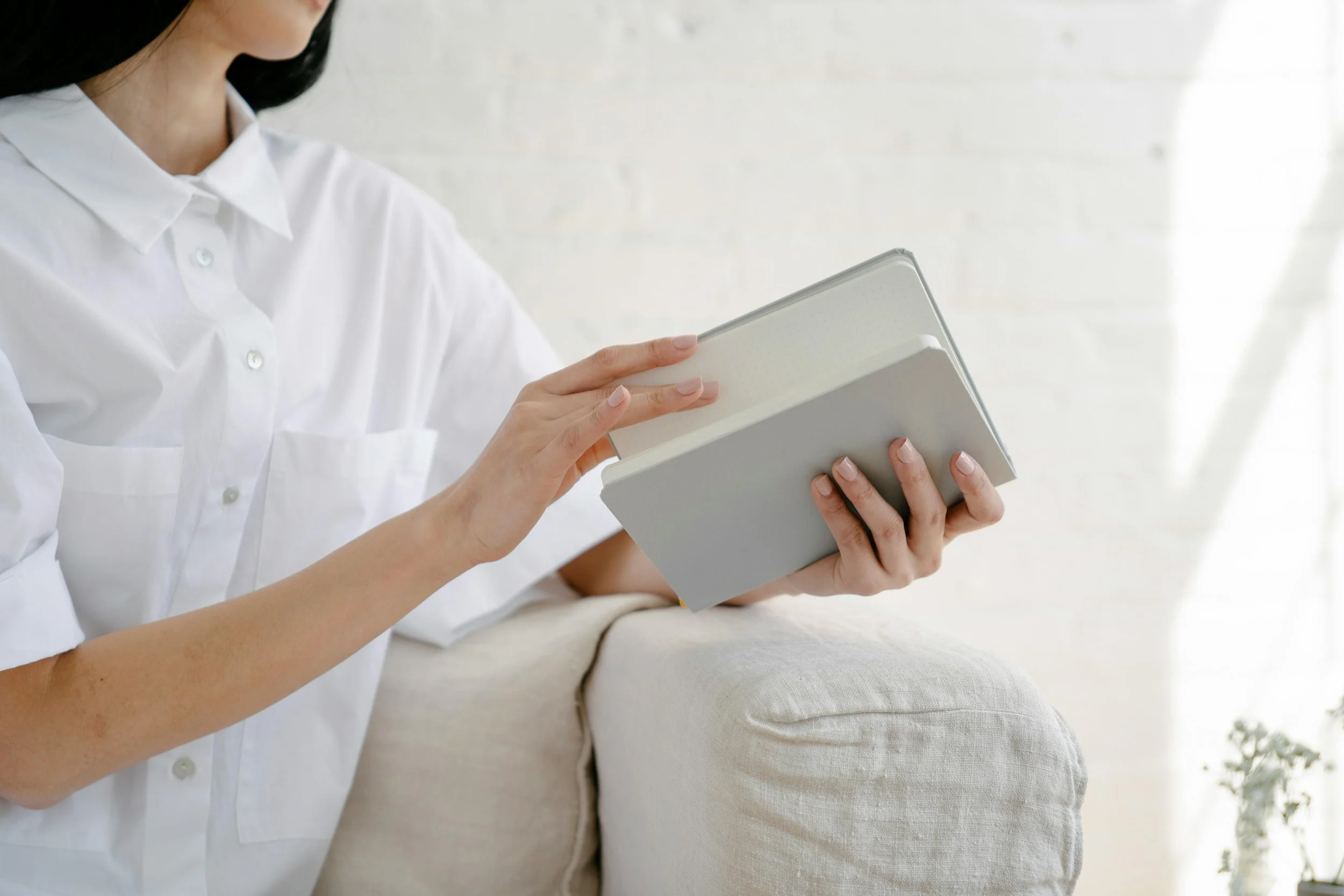 5 Subtle Signs You Might Benefit From Therapy