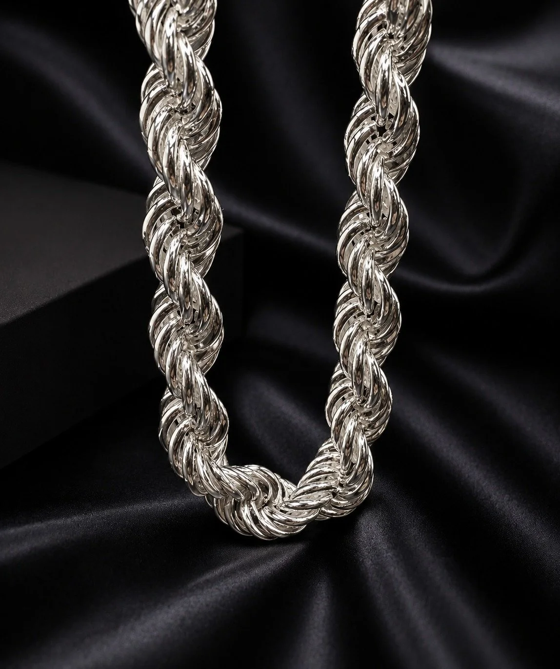 Italian Majesty 8mm Sterling Silver Rope Chain – 70cm