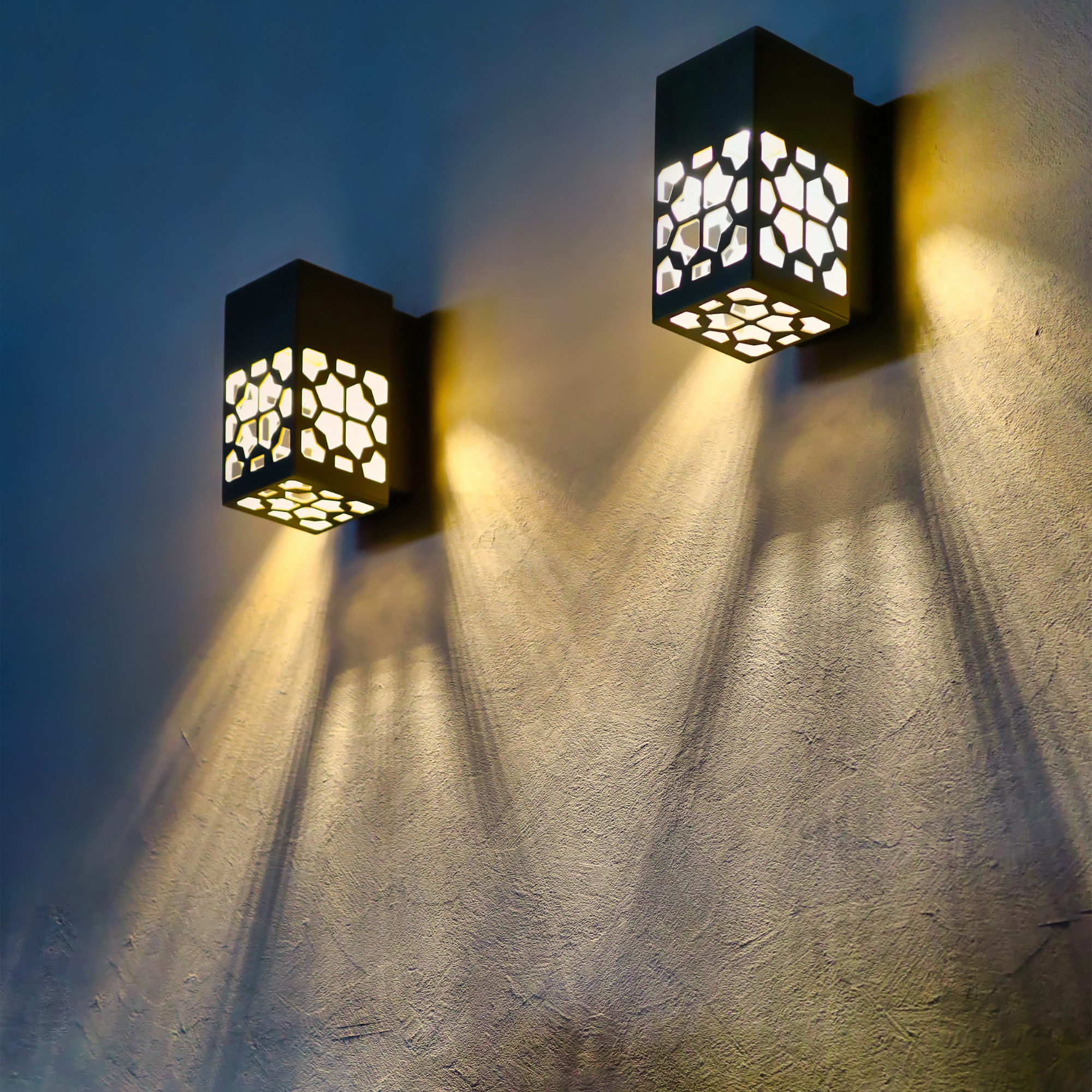 An image of outdoor wall lighting