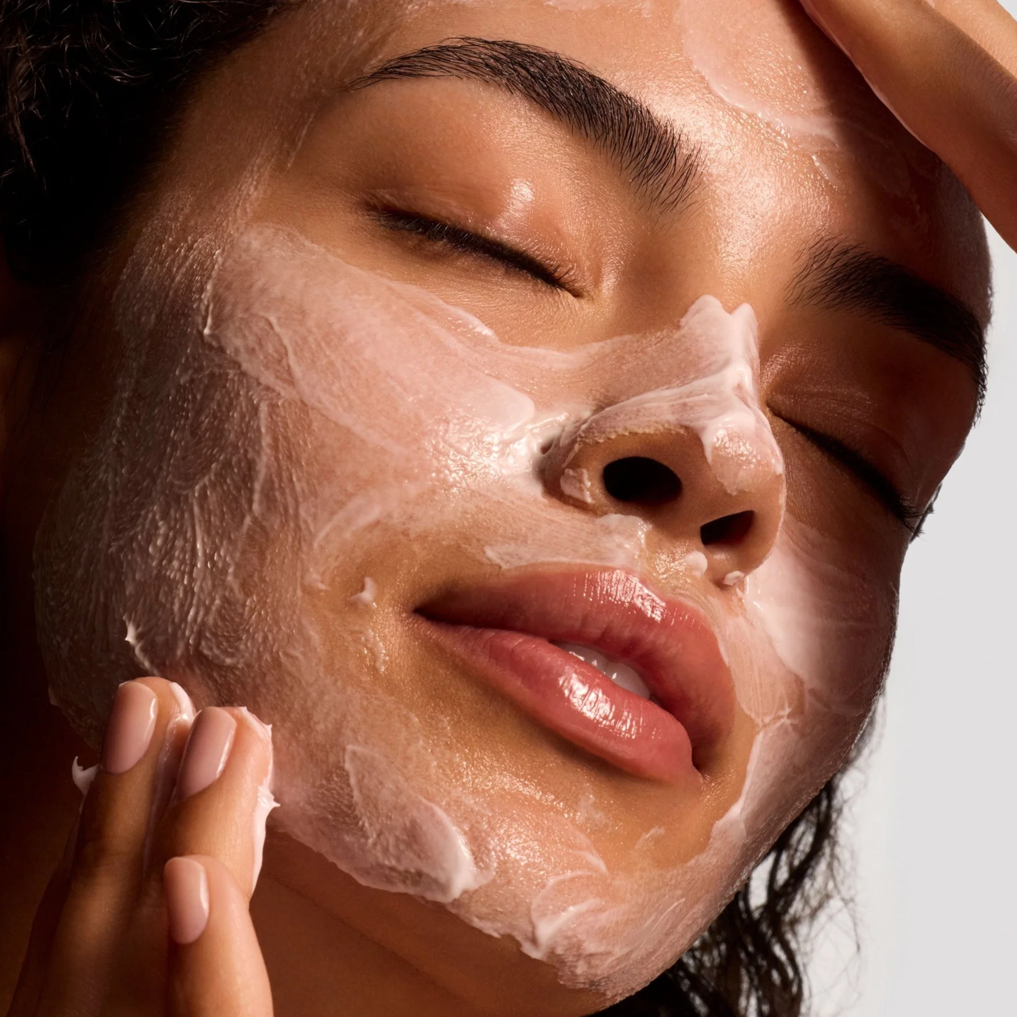 iS Clinical Cream Cleanser