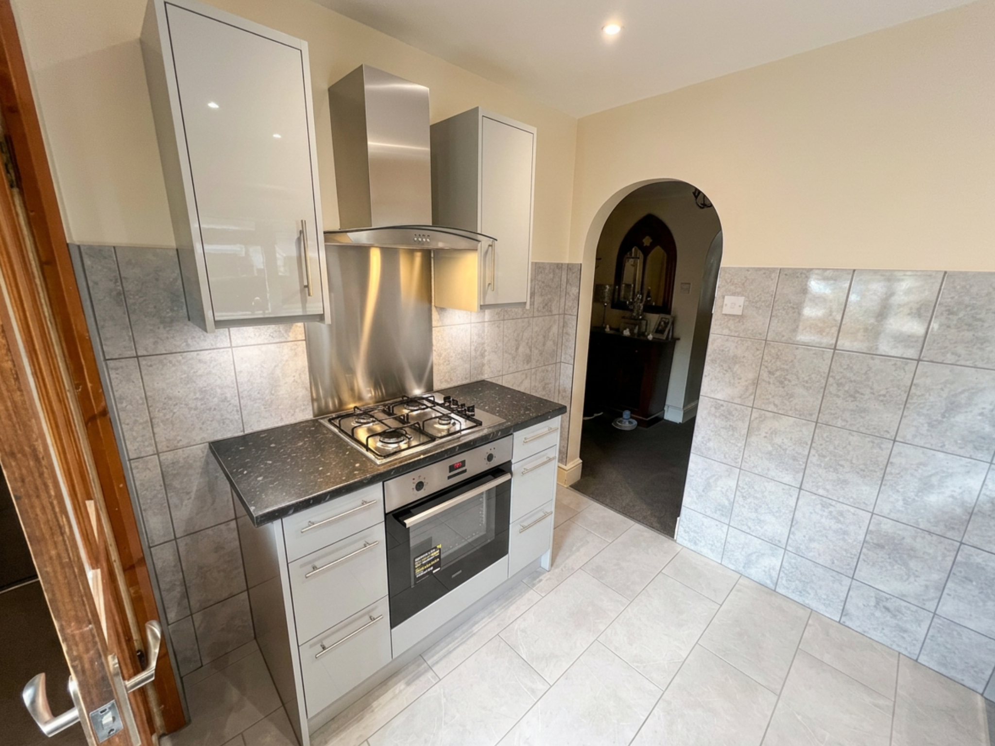 Premium Kitchen Installation.