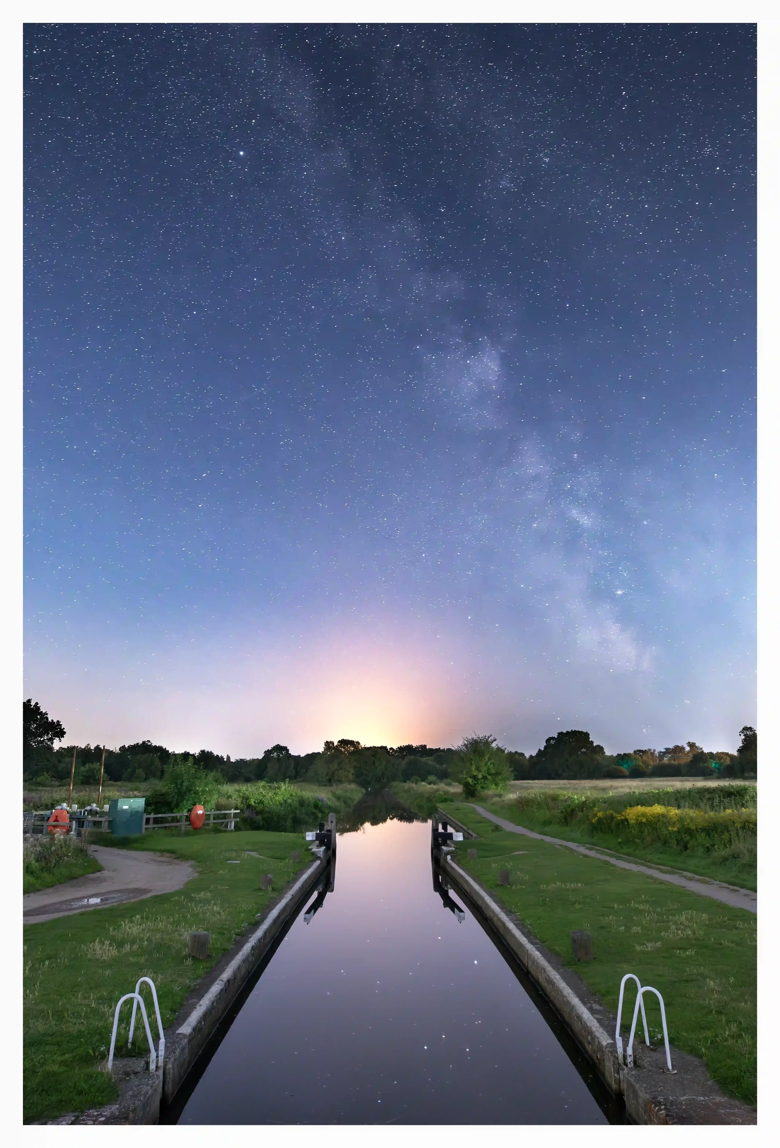 KEEP LOOKING FORWARD
St Catherines Lock, Guildford, Surrey, UK.
Through life we all find places we will visit when needing a temporary escape, time alone to think, maybe reflect, reset and refresh our thoughts. Yet so important to keep focusing on th