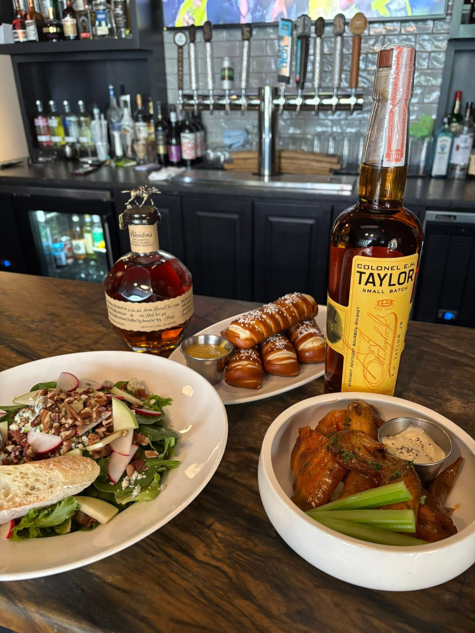 Bickerdyke Table and Tap smoked wings blantons bourbon mount vernon ohio