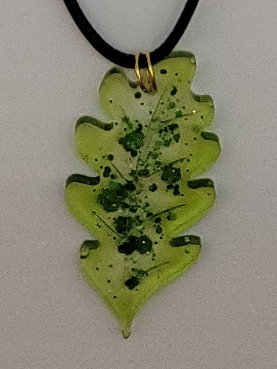 Green Glitter Leaf Necklace