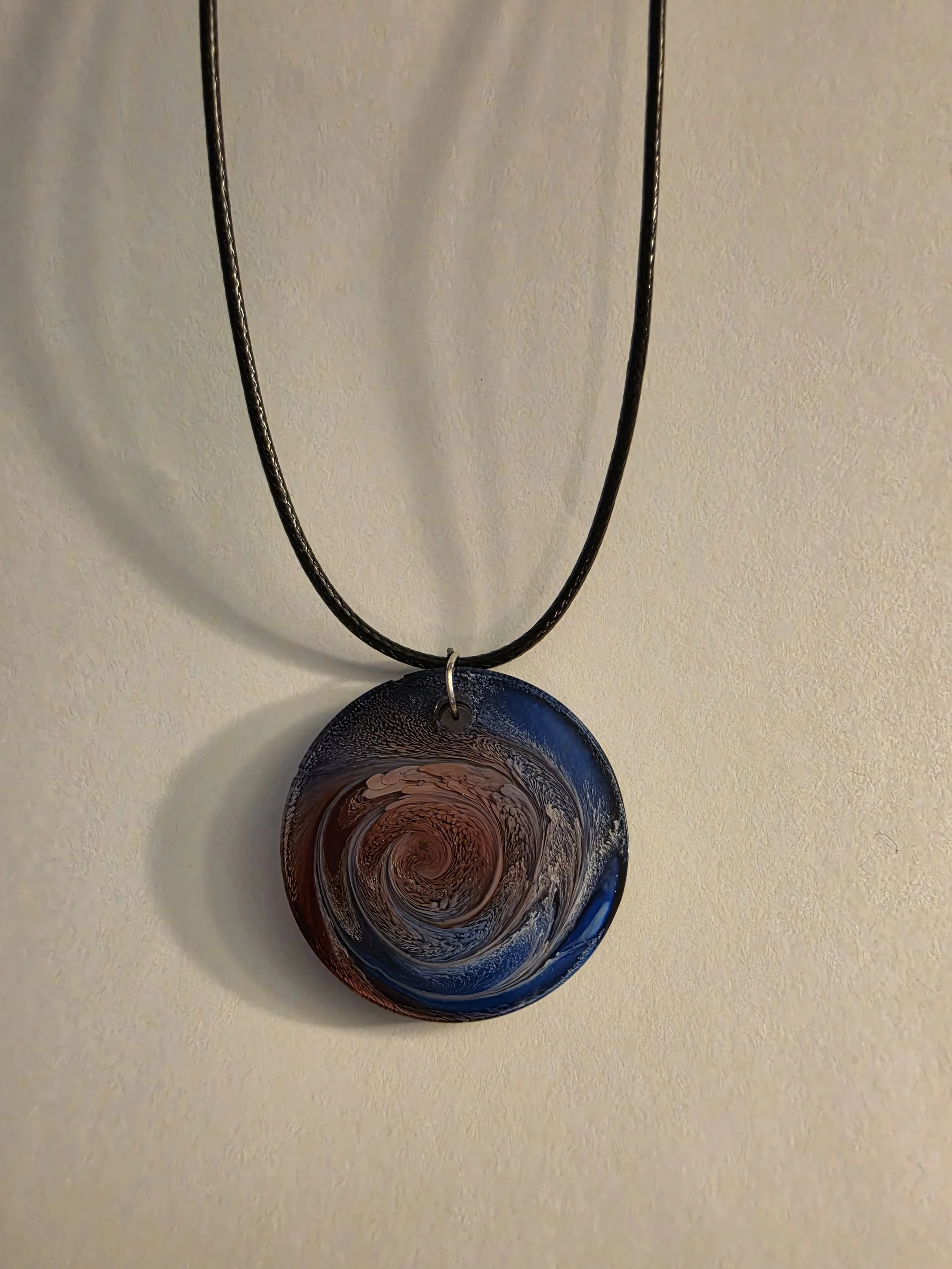 Blue Mauve Swirl Round Necklace