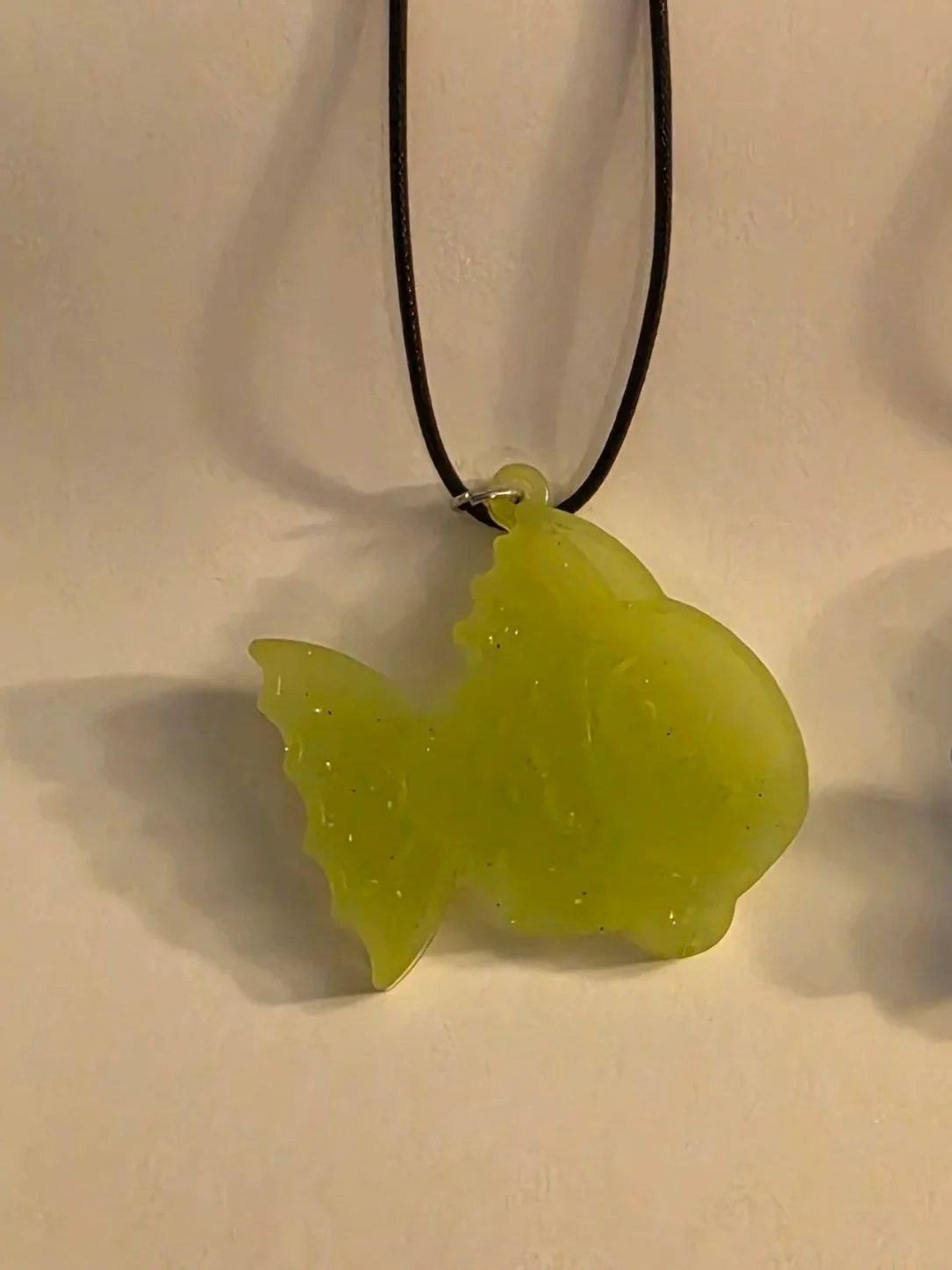 Green Glitter Fish Necklace