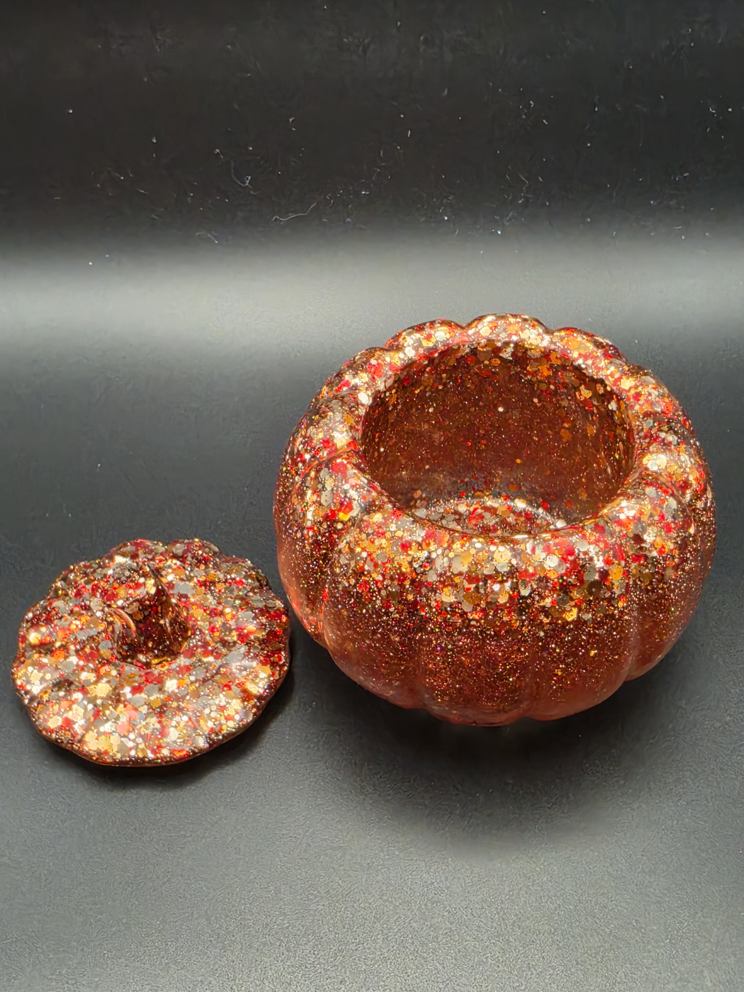 handmade resin seasonal & holiday