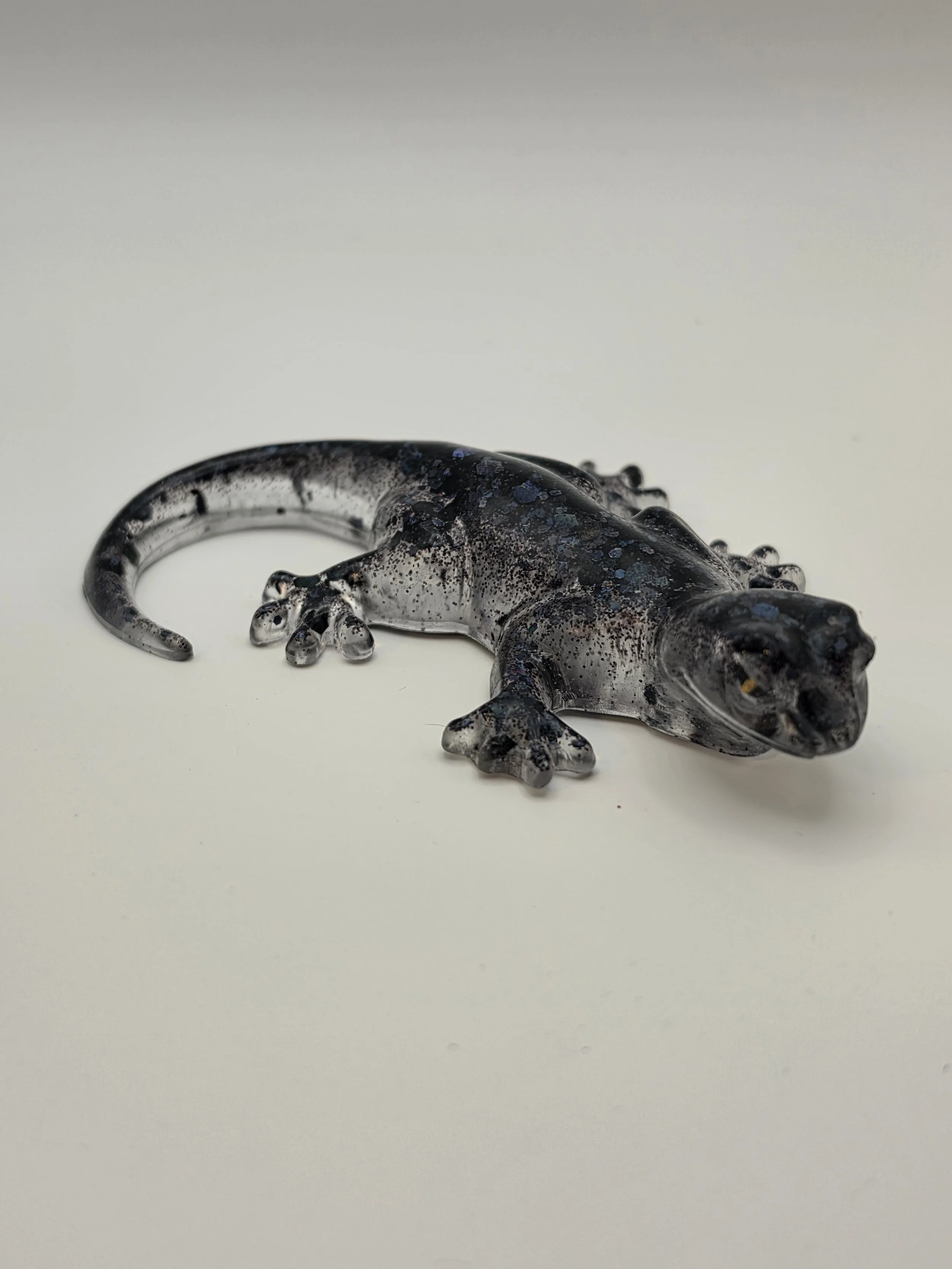 Clear with Black Glitter Lizard