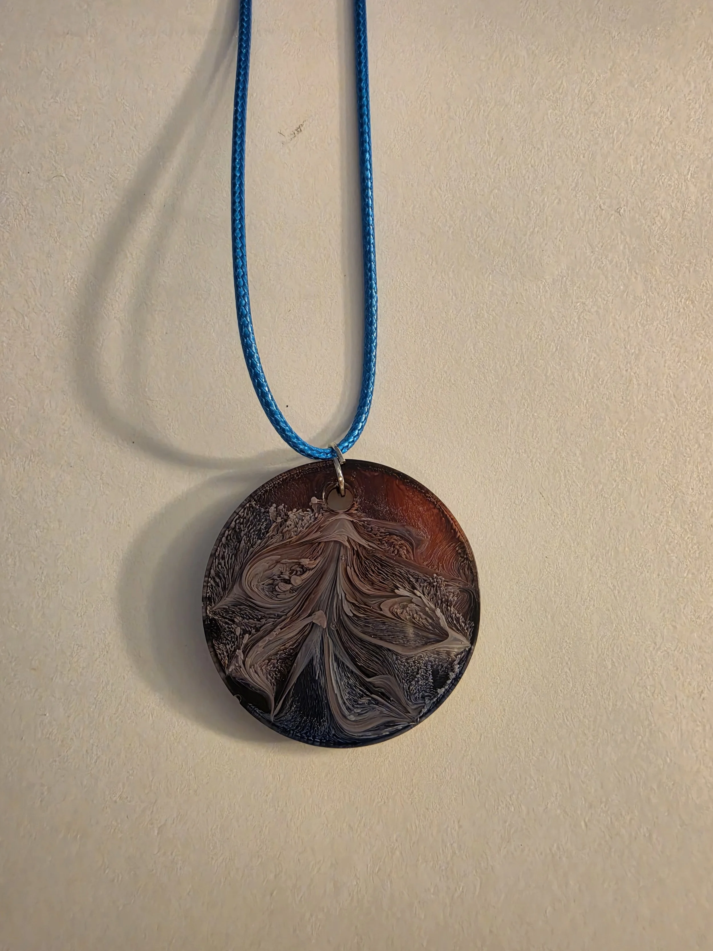 Red, White, & Blue Petri Round Necklace