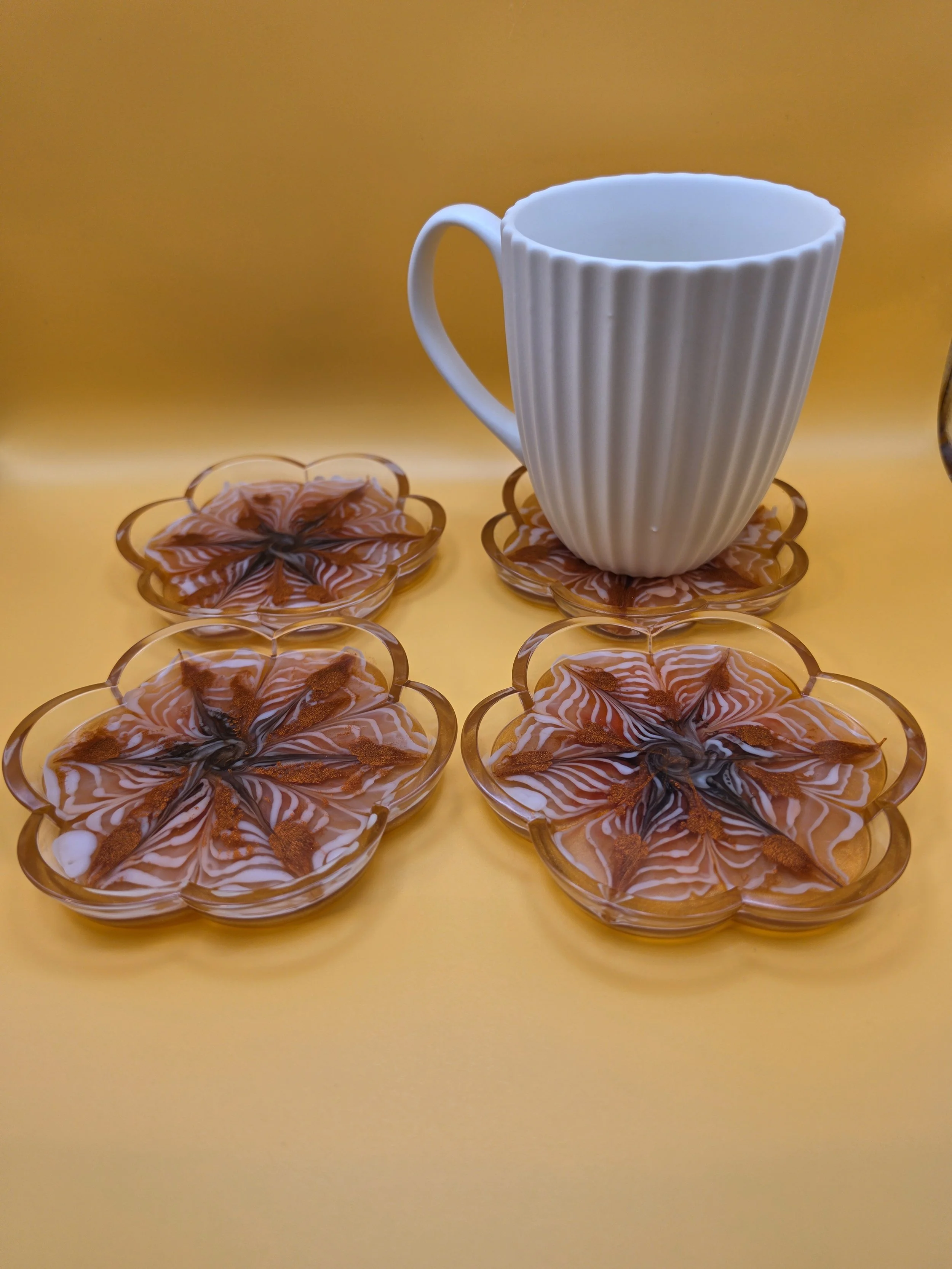 Orange Bloom Rimmed Flower Coaster Set