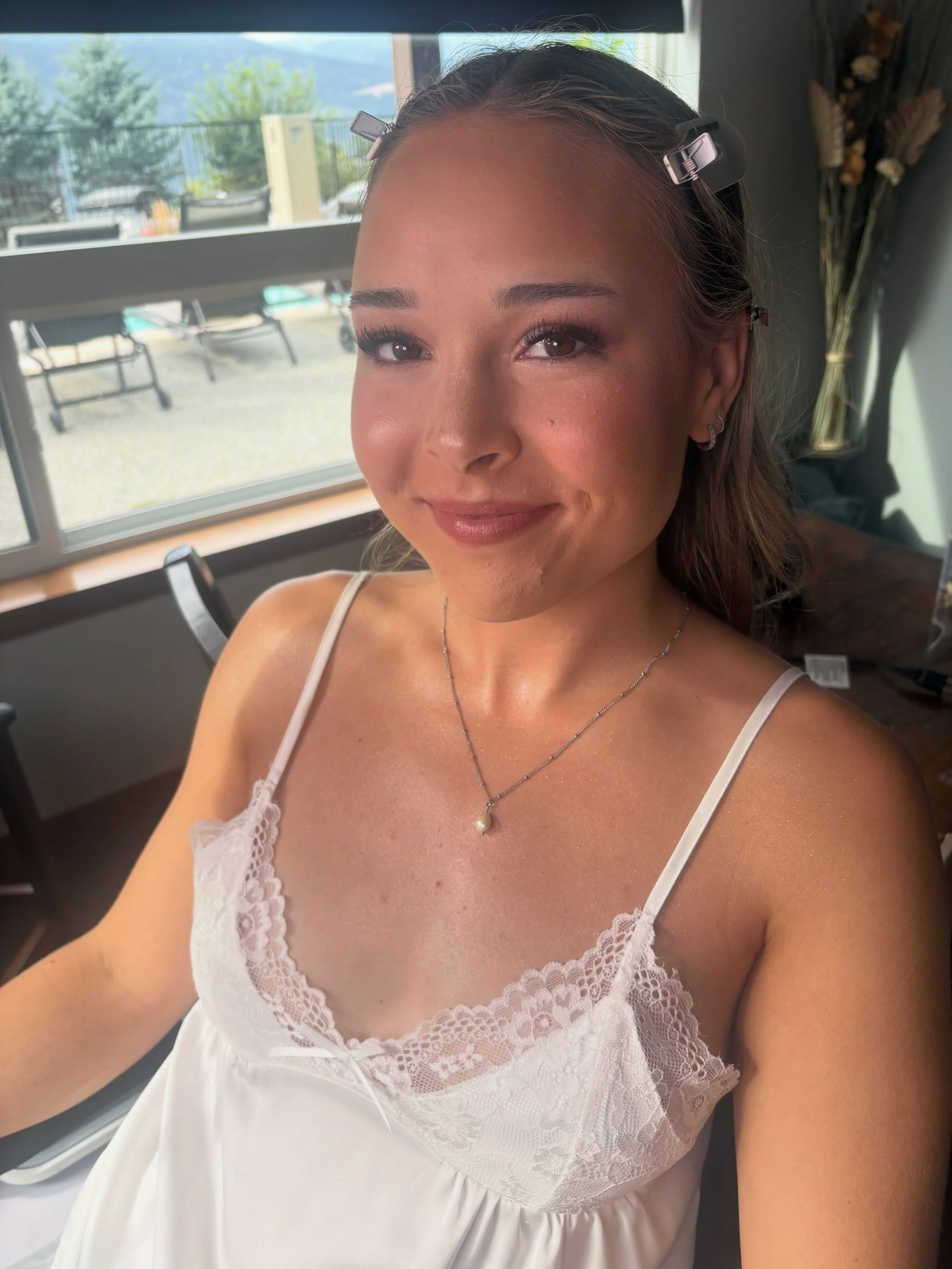 This beauty 😍😍
✨09.12.2026✨

#chelanweddings #chelanbridalmua