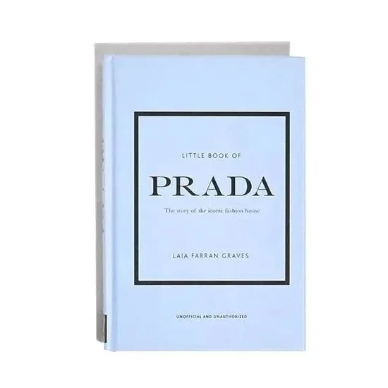 Libro titulado 'Little Book of Prada' con autor Laia Farran Graves, con diseño minimalista y texto en inglés.