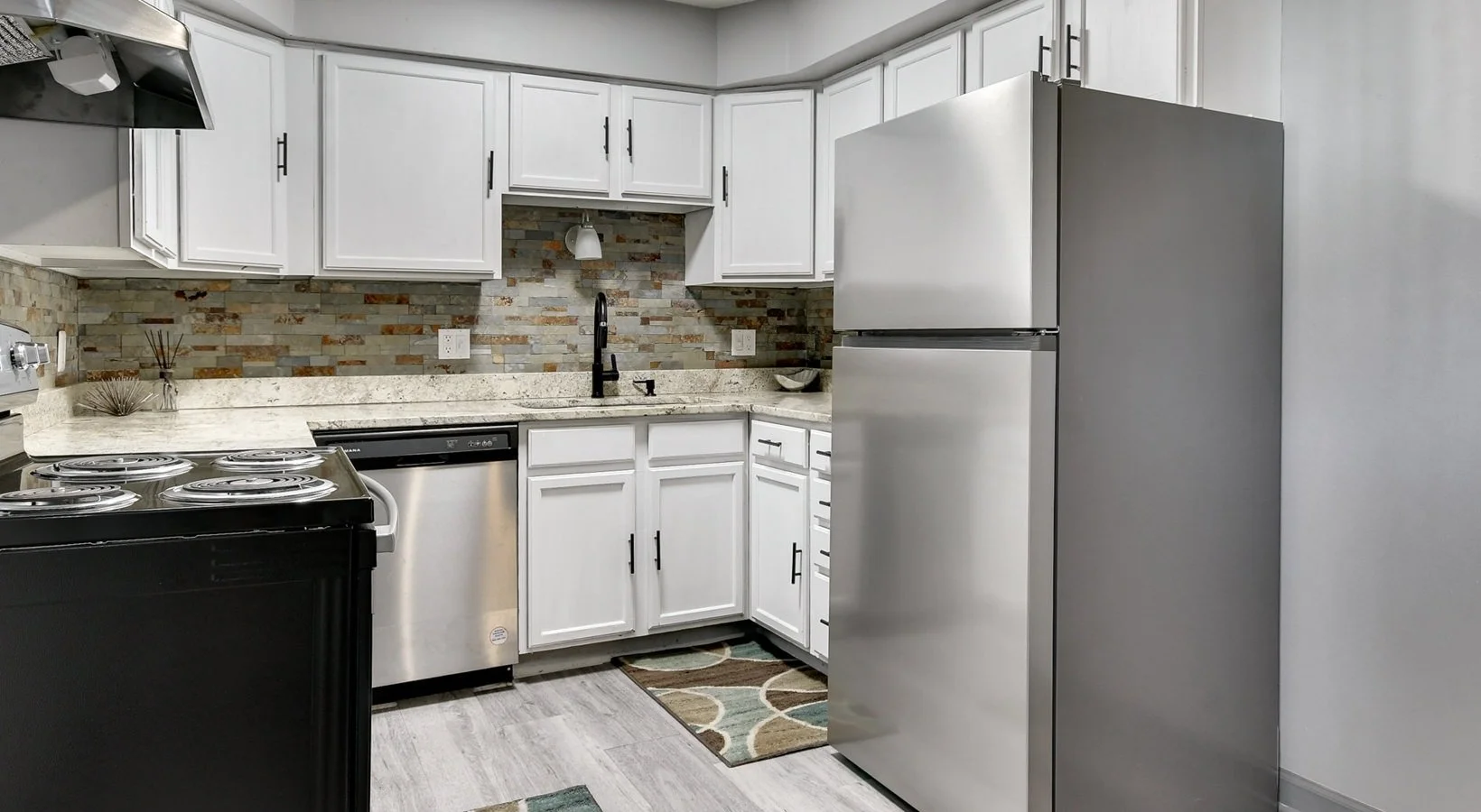 kitchen-2-dbf49186aa2a17ca968dd3e42098f7a8.jpg