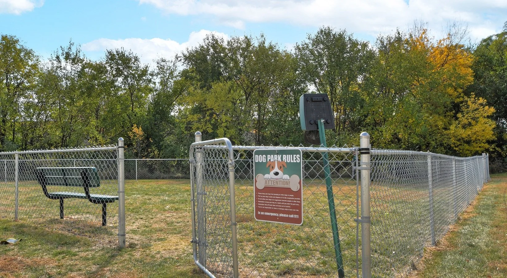 bark-park-8afb80444728808f5a2ef7d95cd8eff0.jpg