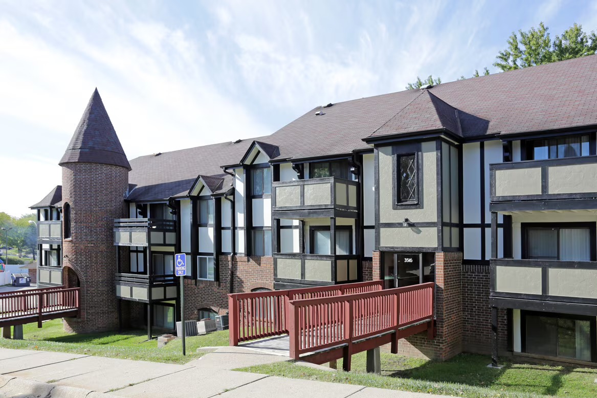 preserve-at-evans-place-omaha-ne-building-1.png