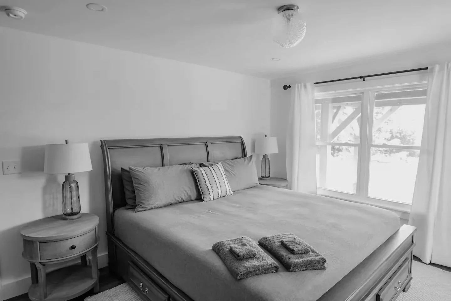 Winter Court | King Retreat Suite