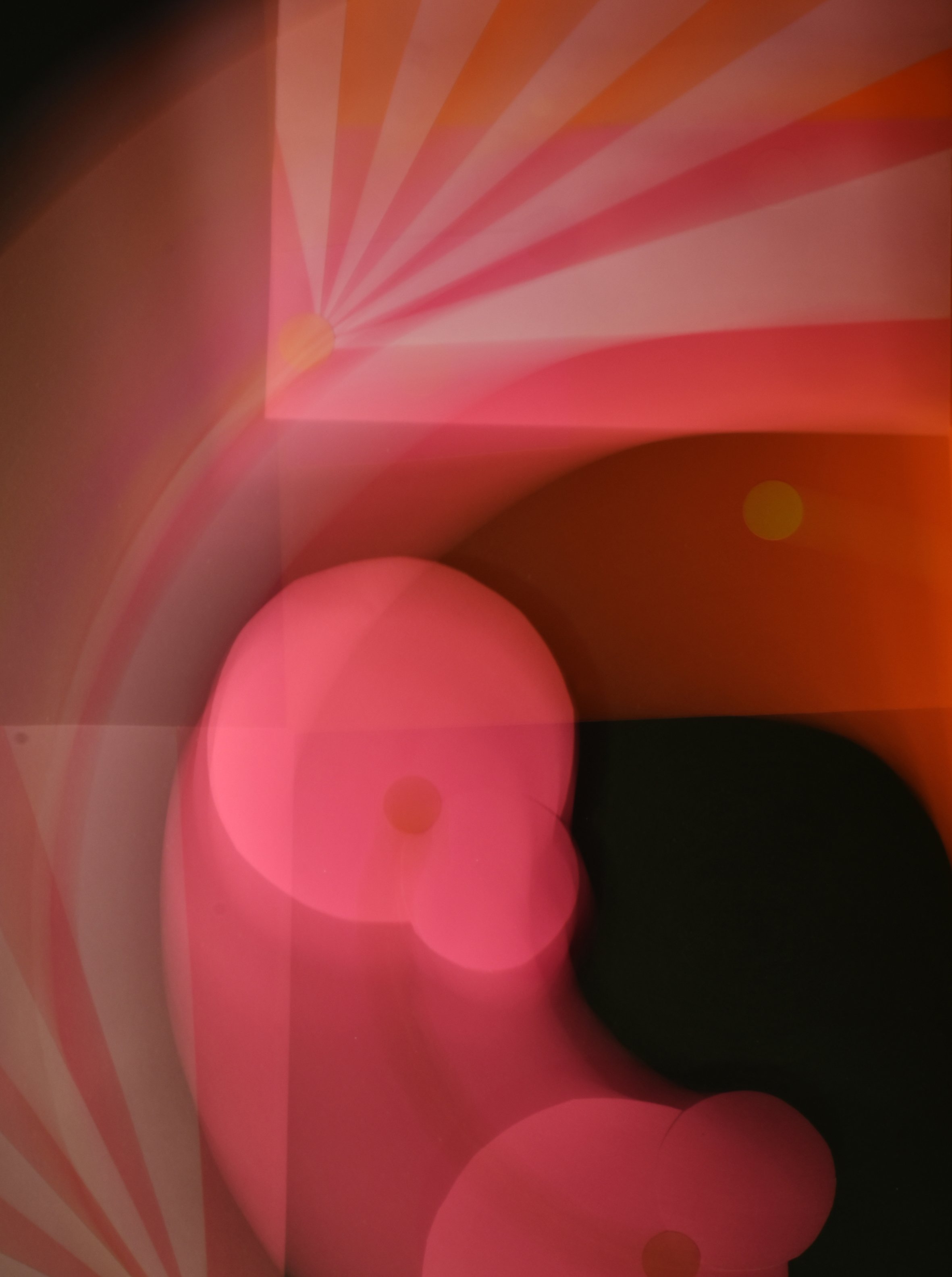 3_DOTS_low.jpg