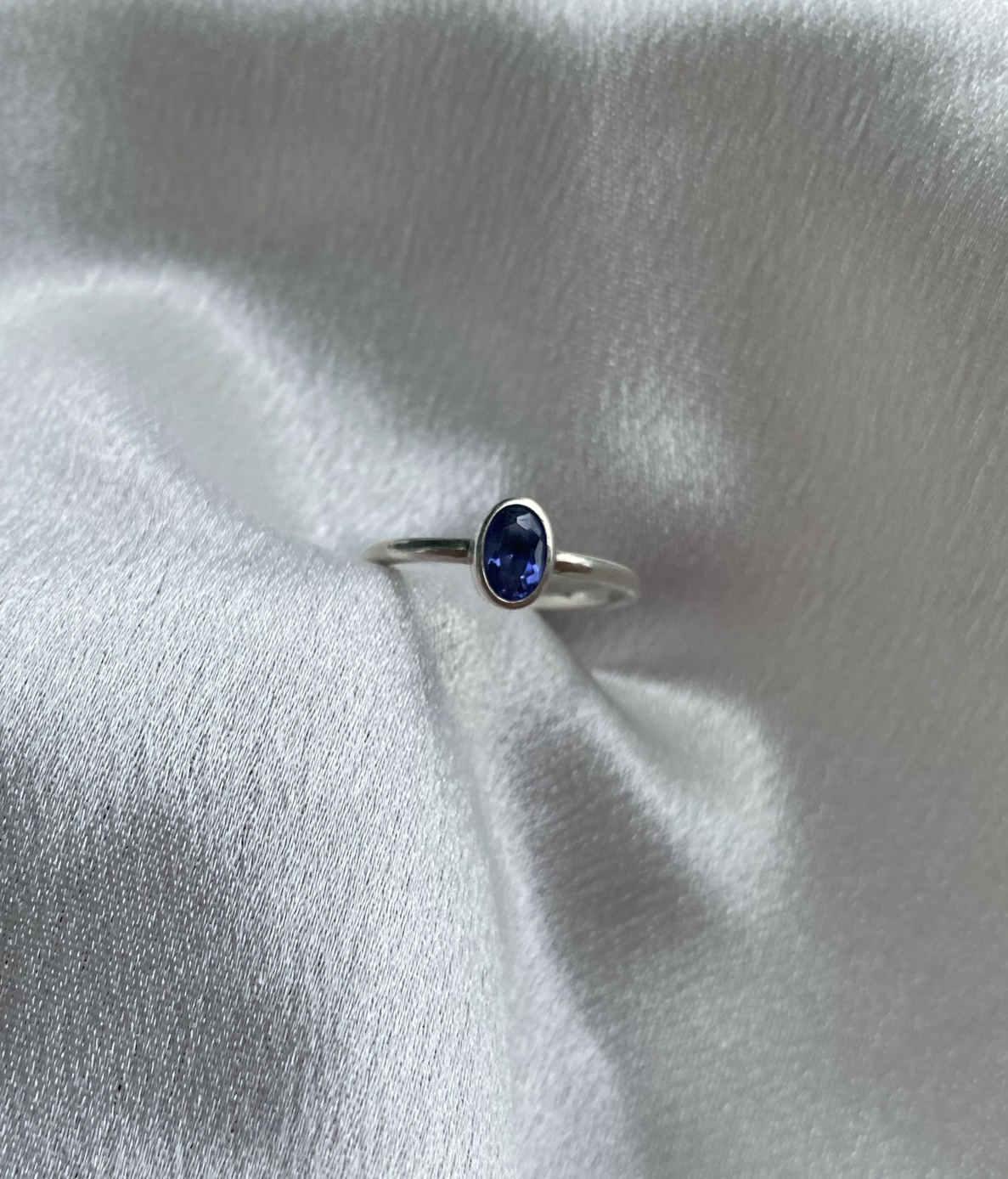 925 sterling zilveren ring met een Tanzaniet