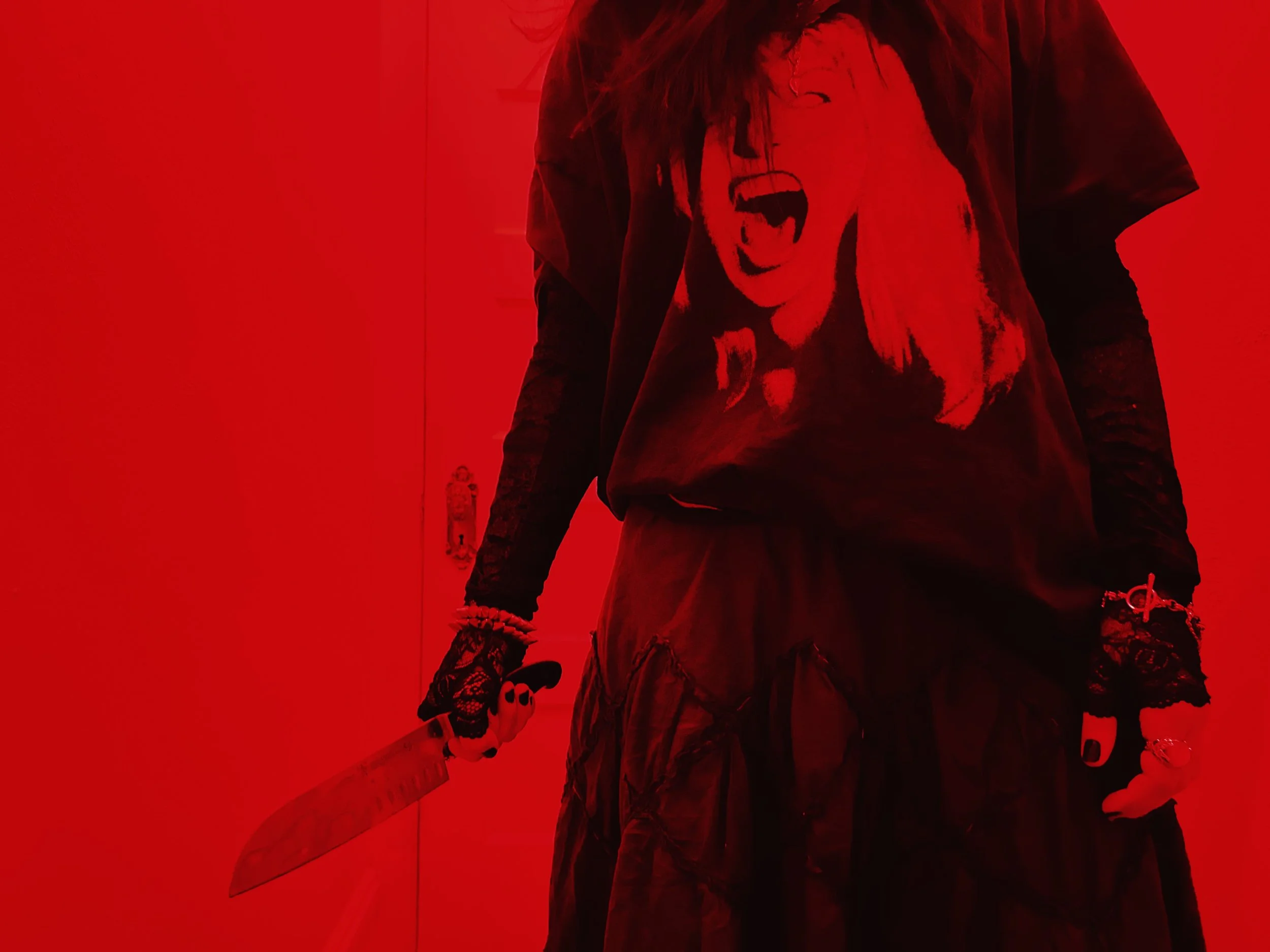 Knife w body RED.jpg